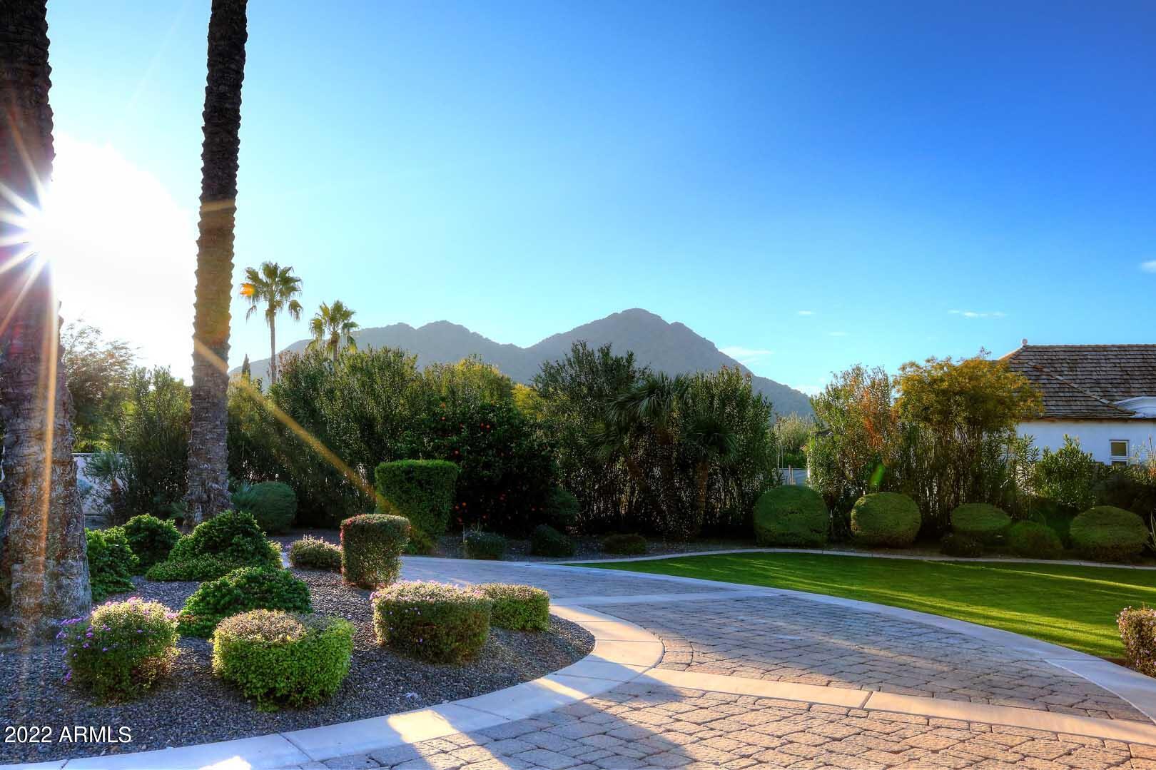 CASA BLANCA ESTATES LOT 20-37 & TR A - Residential