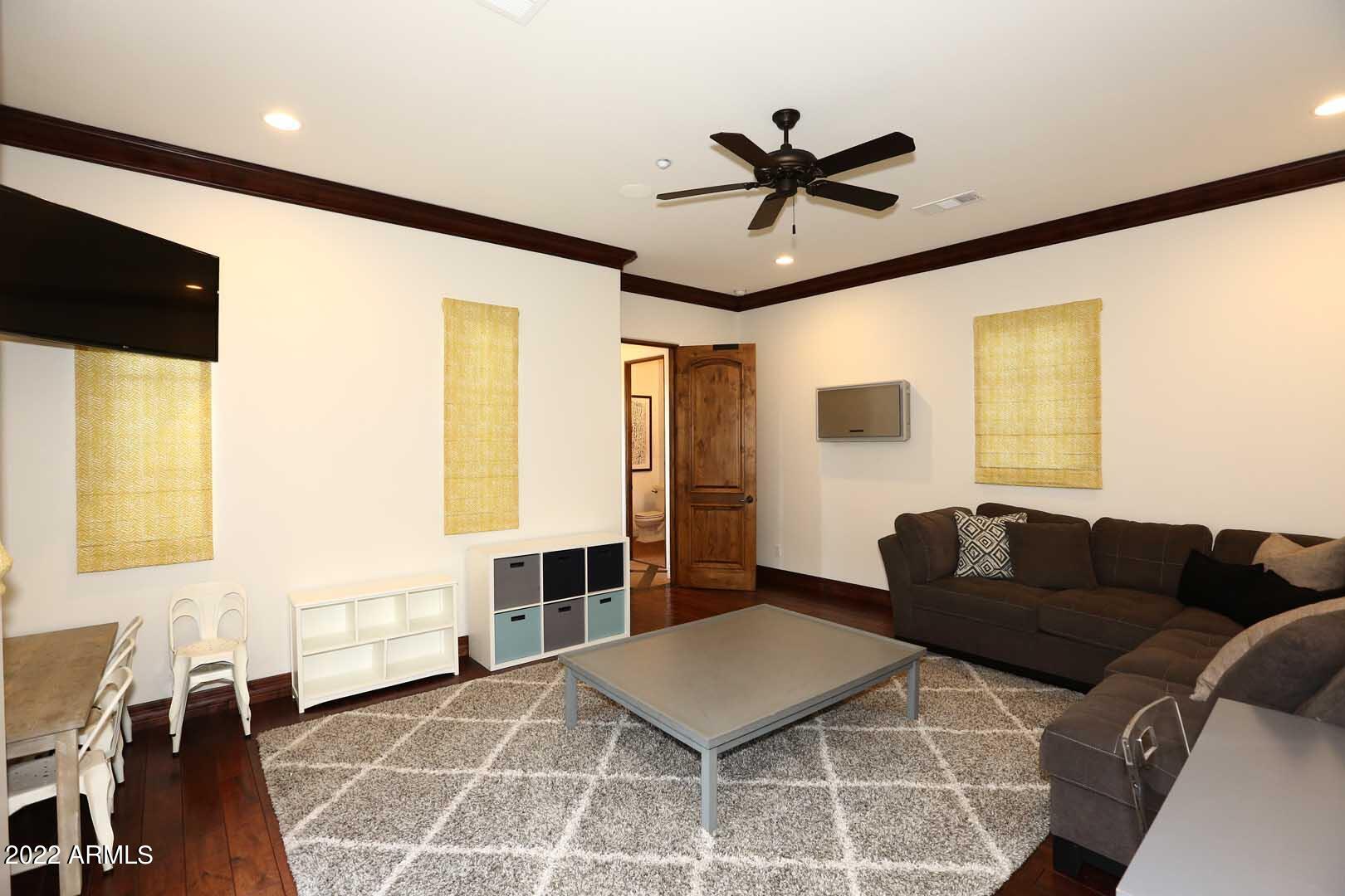 CASA BLANCA ESTATES LOT 20-37 & TR A - Residential