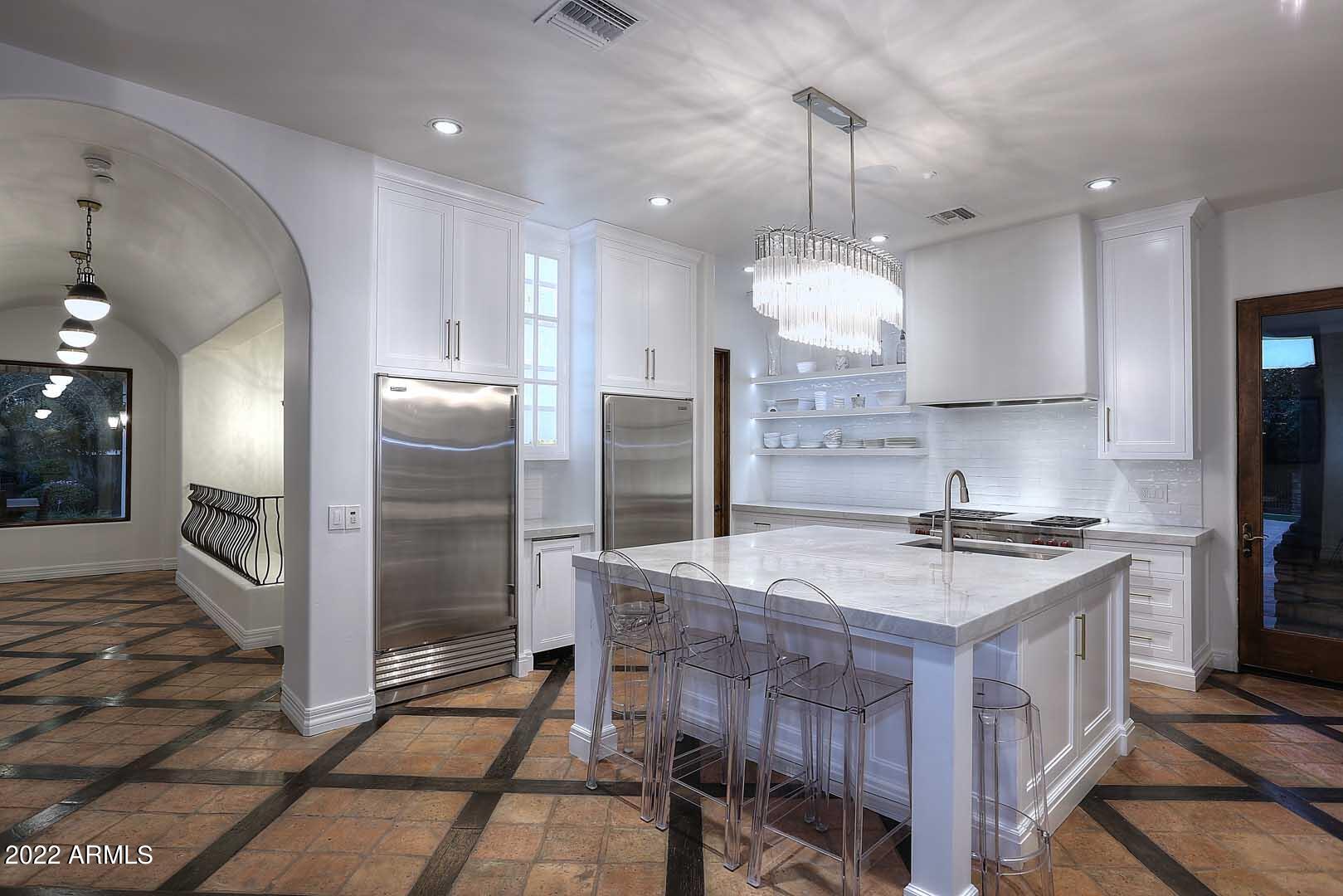 CASA BLANCA ESTATES LOT 20-37 & TR A - Residential