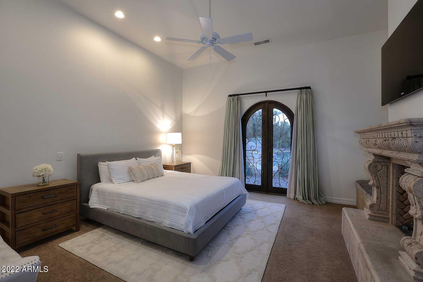 CASA BLANCA ESTATES LOT 20-37 & TR A - Residential