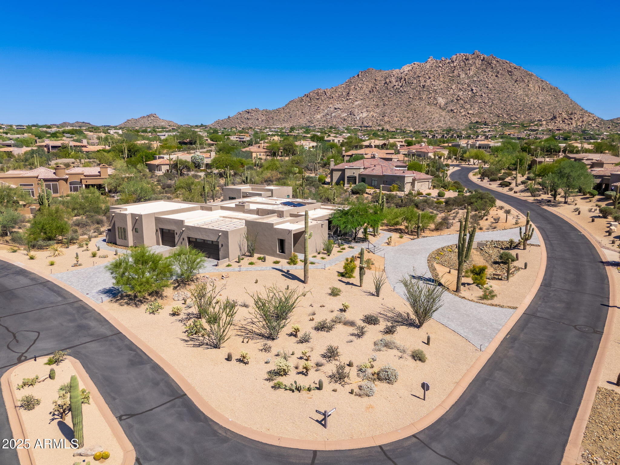 EAGLES GLEN - Residential
