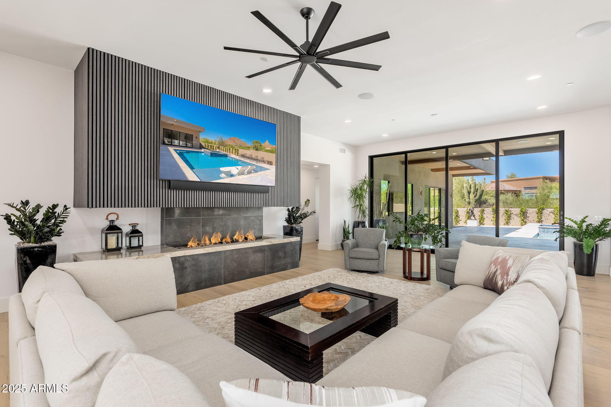 EAGLES GLEN - Residential