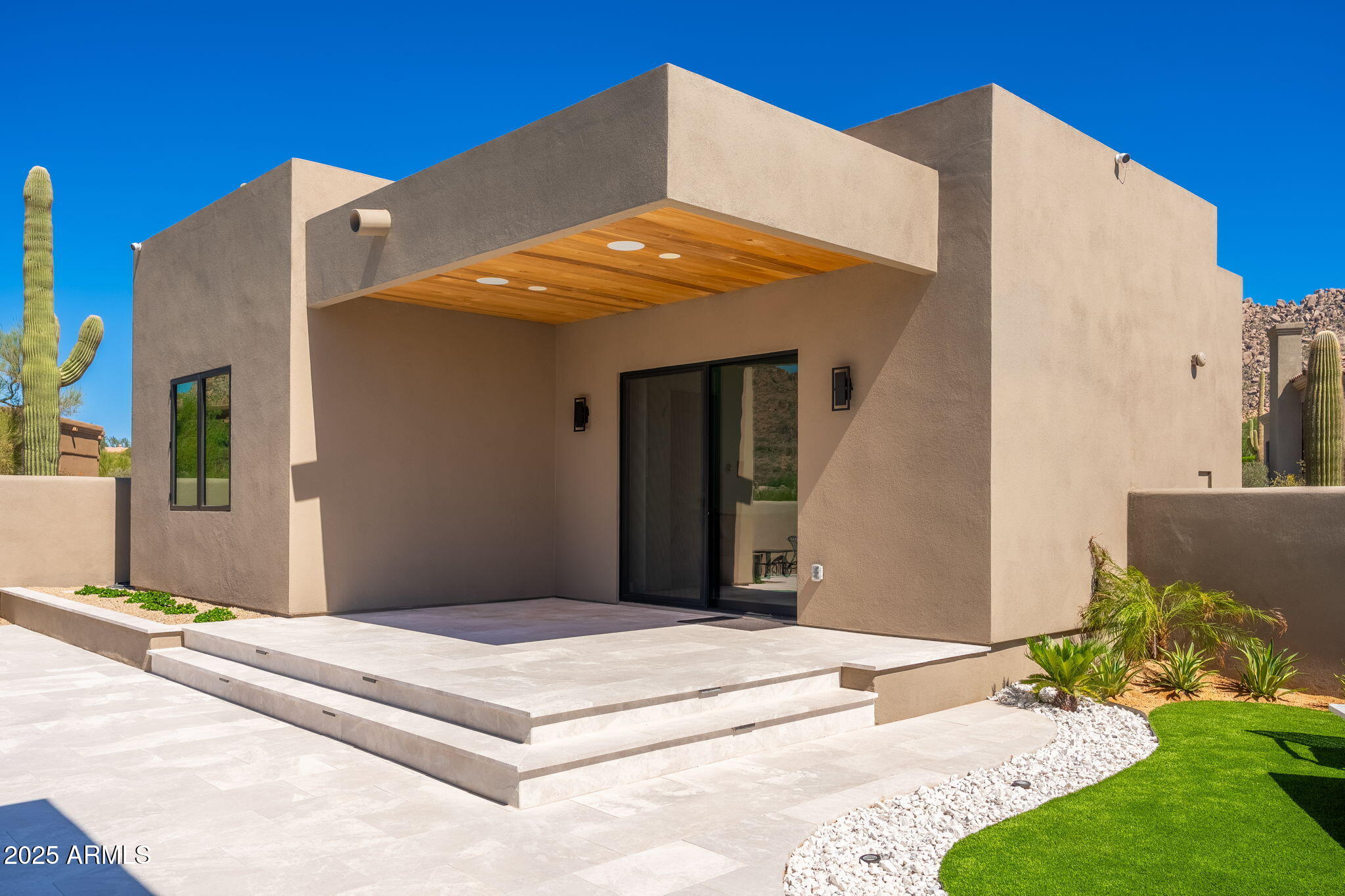 EAGLES GLEN - Residential