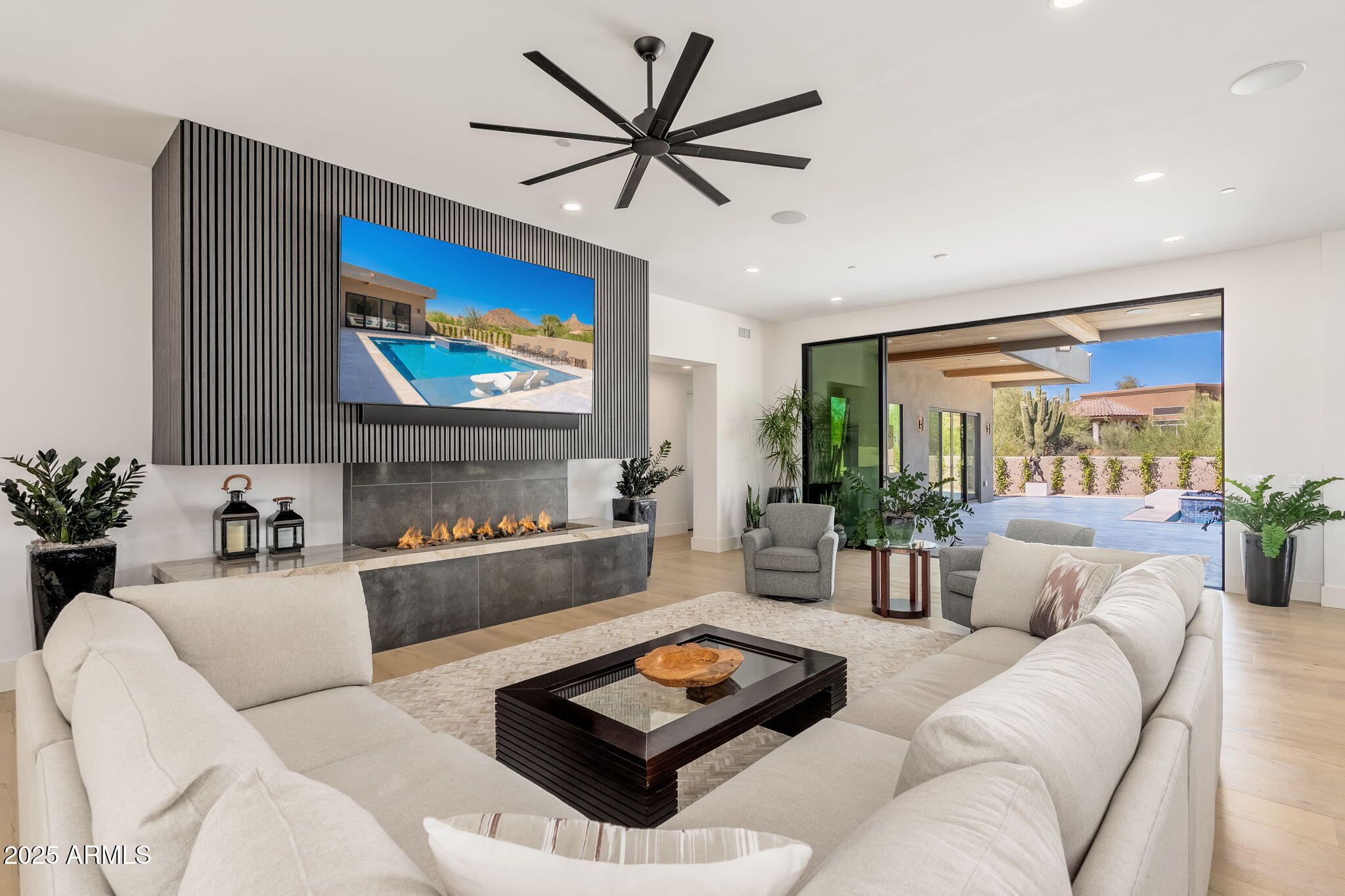 EAGLES GLEN - Residential