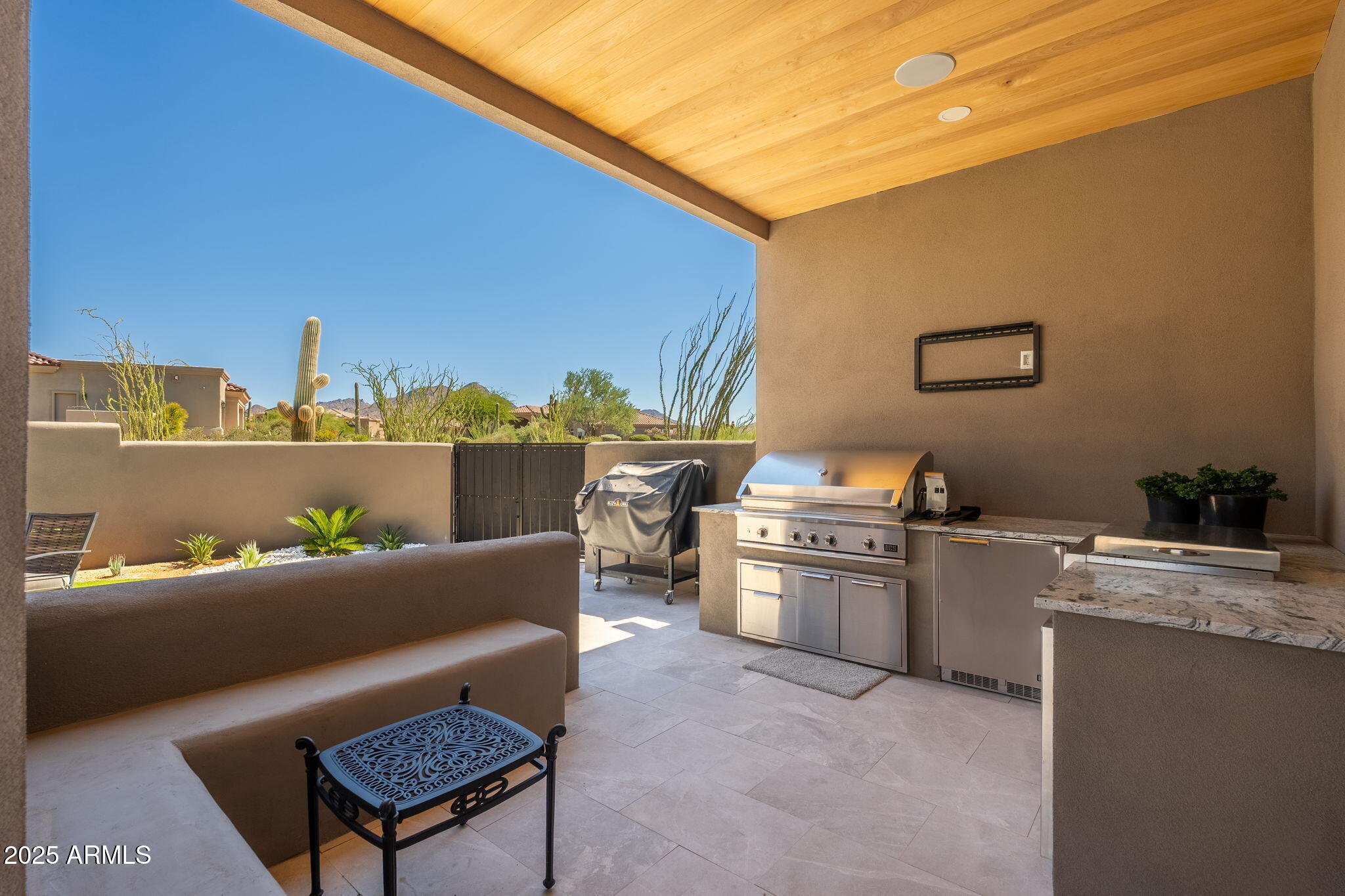 EAGLES GLEN - Residential