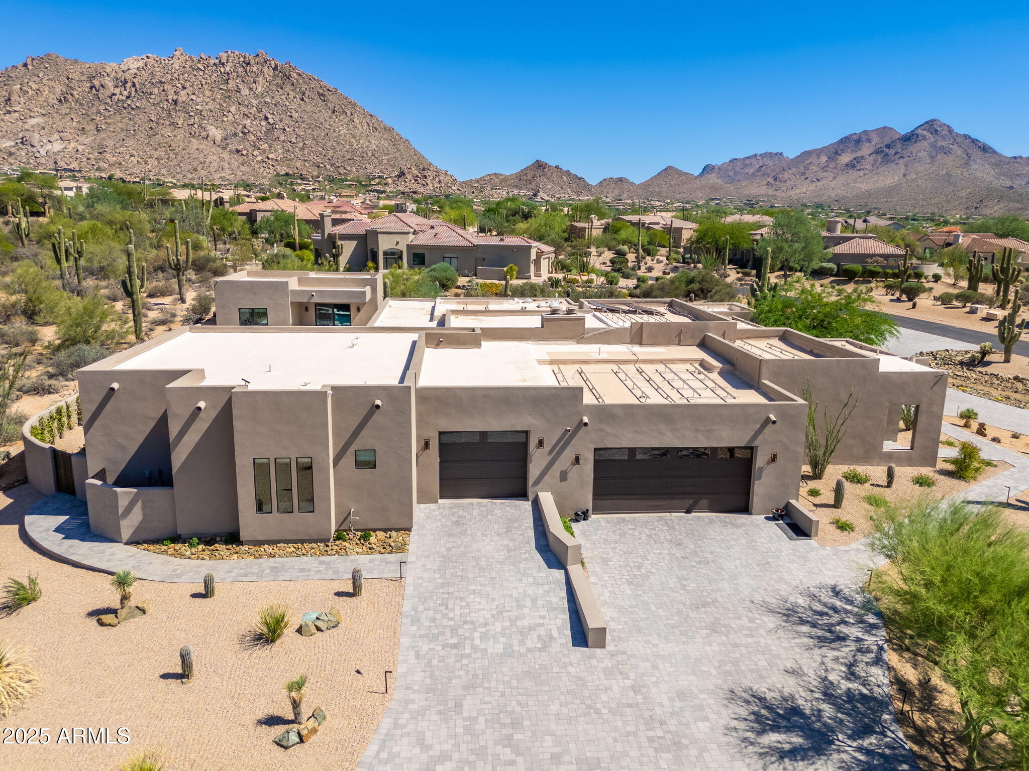 EAGLES GLEN - Residential
