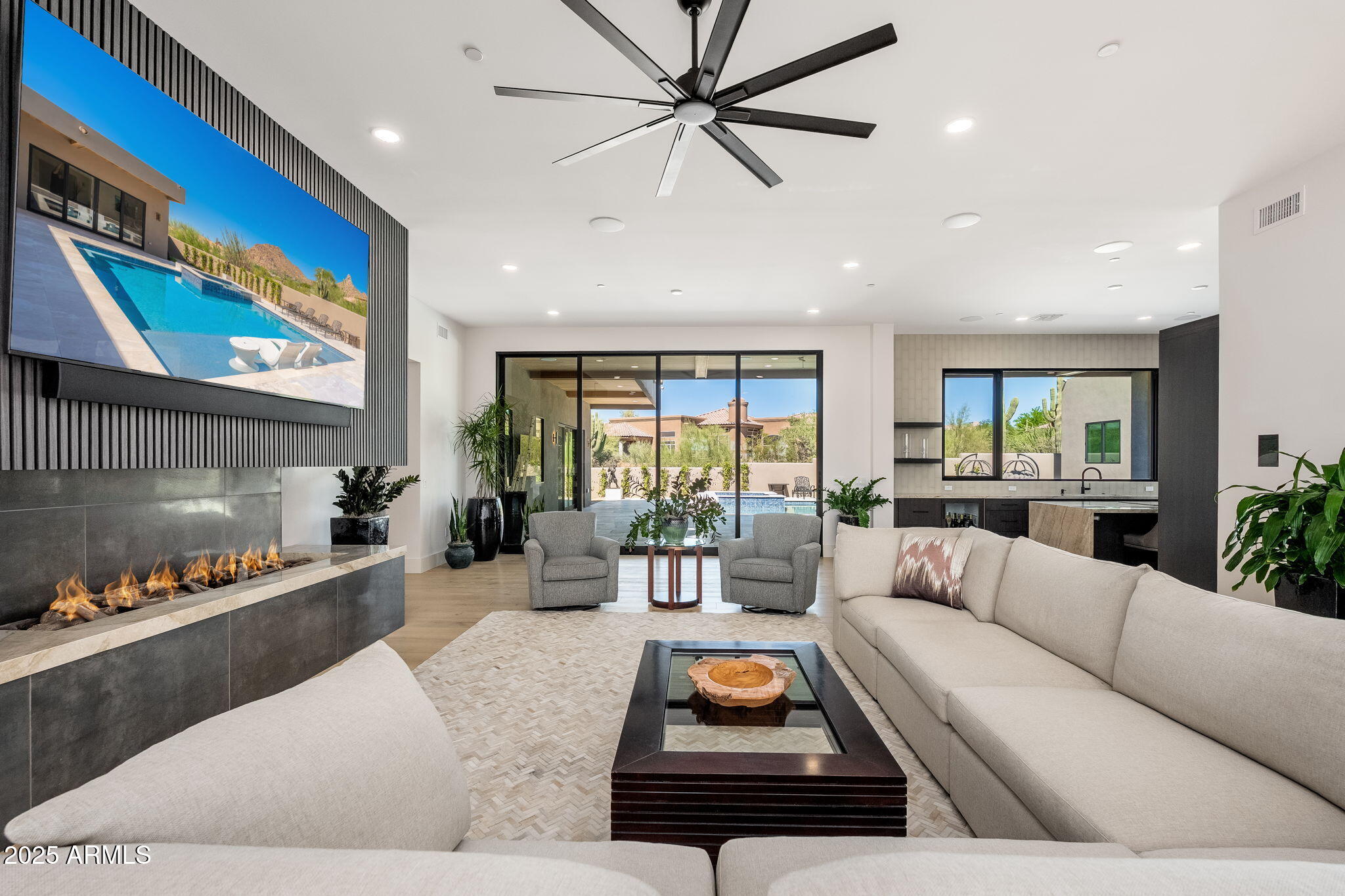 EAGLES GLEN - Residential