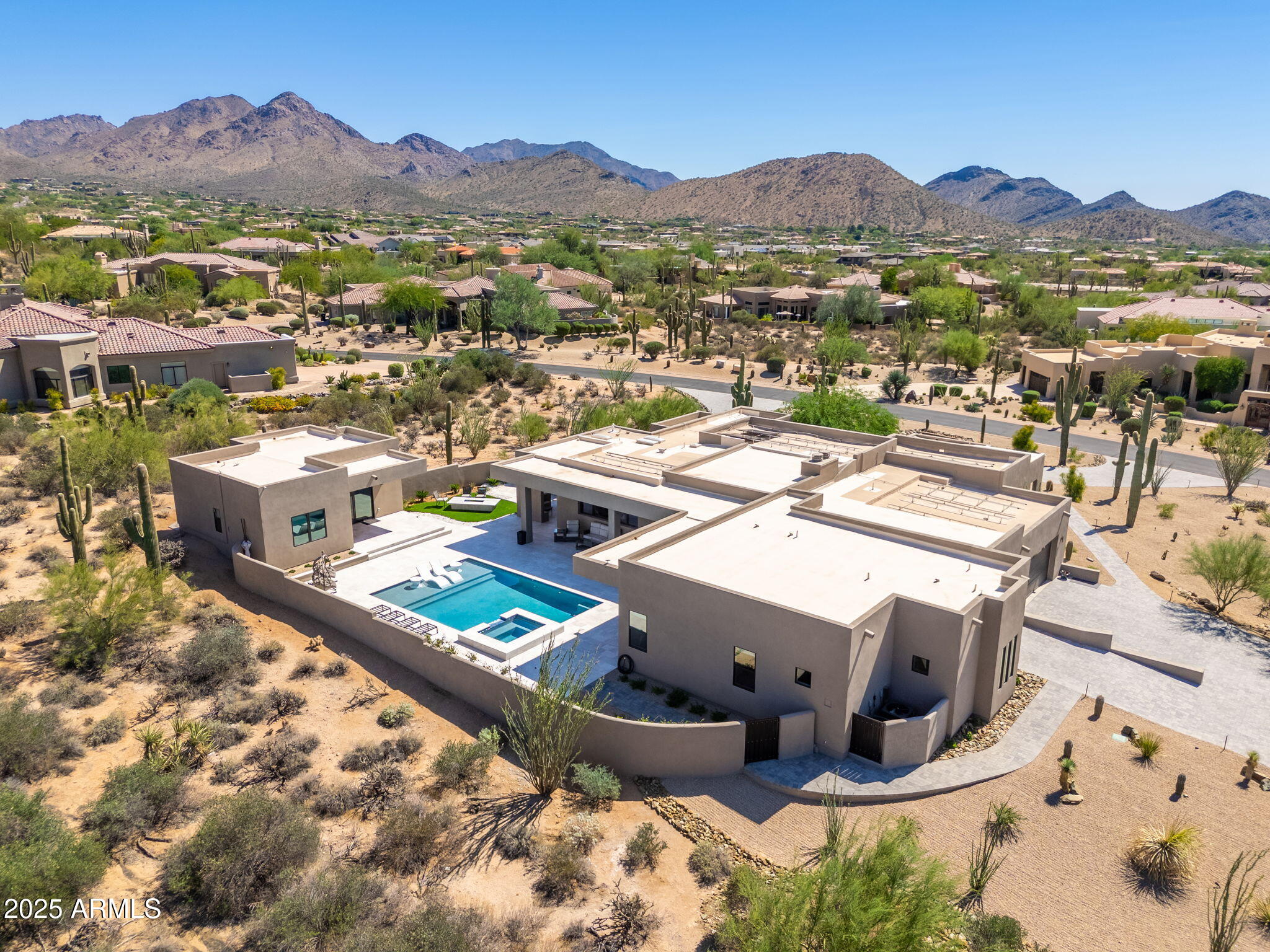 EAGLES GLEN - Residential