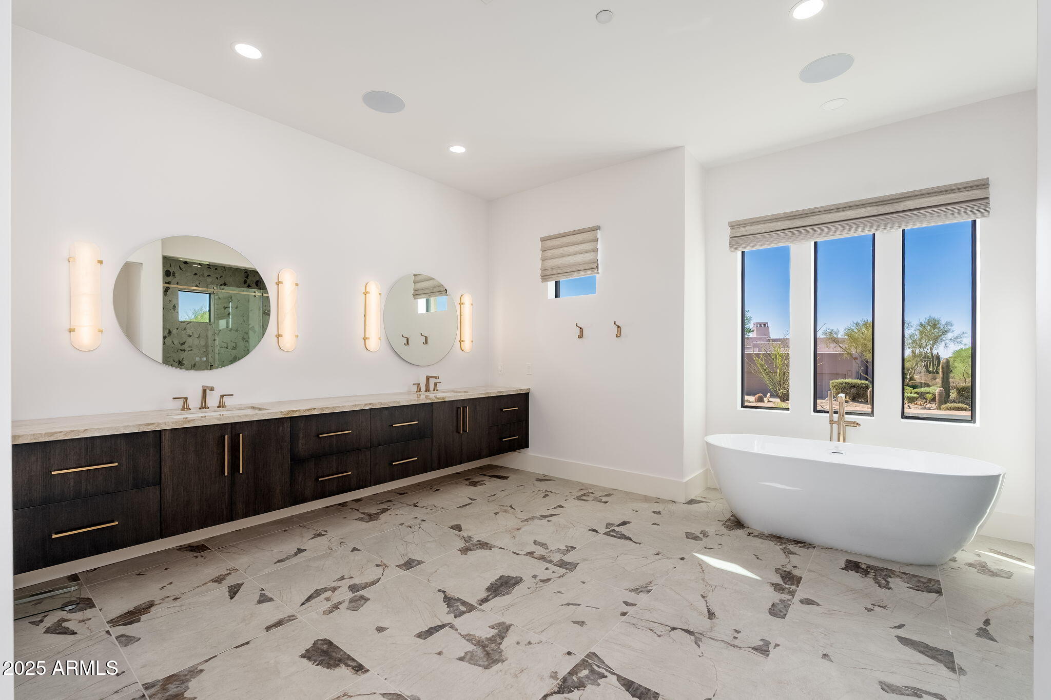 EAGLES GLEN - Residential