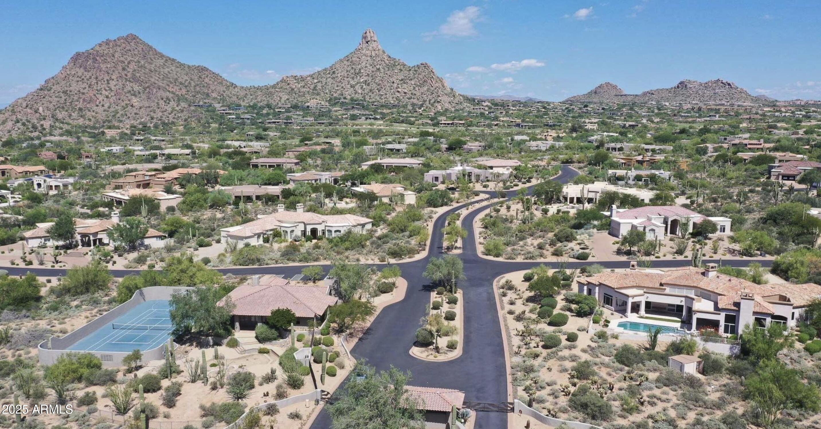 EAGLES GLEN - Residential
