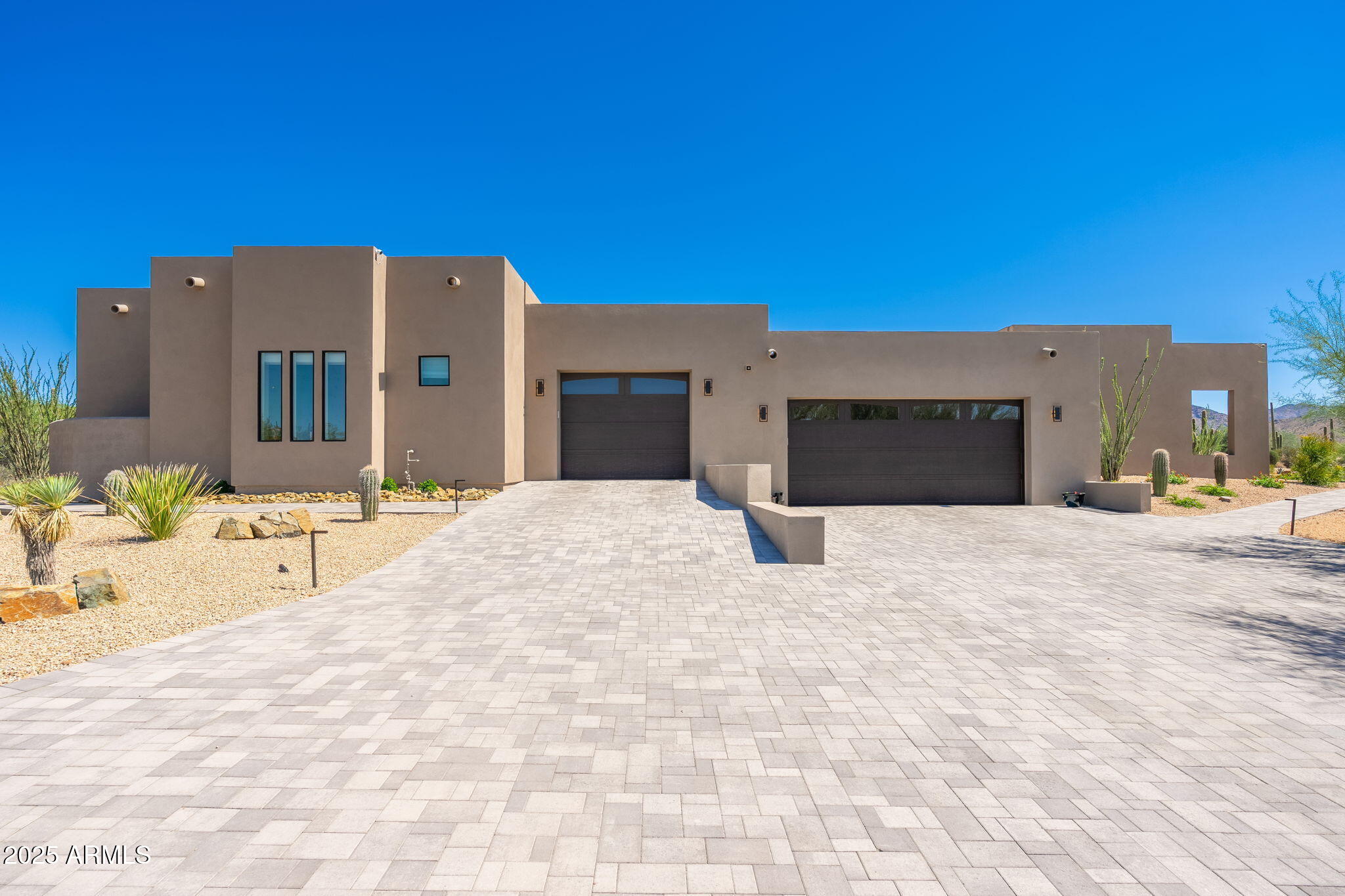 EAGLES GLEN - Residential