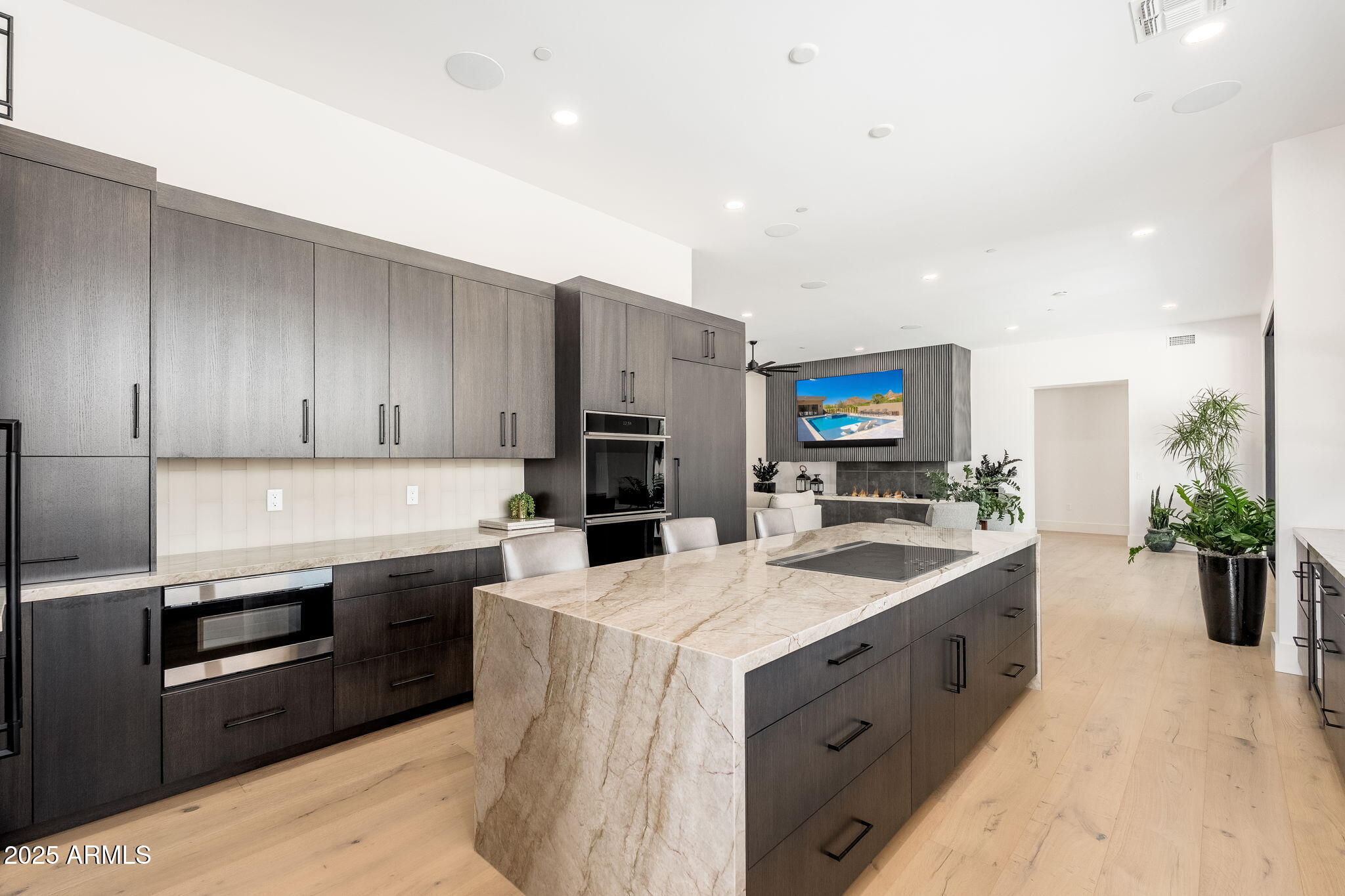 EAGLES GLEN - Residential