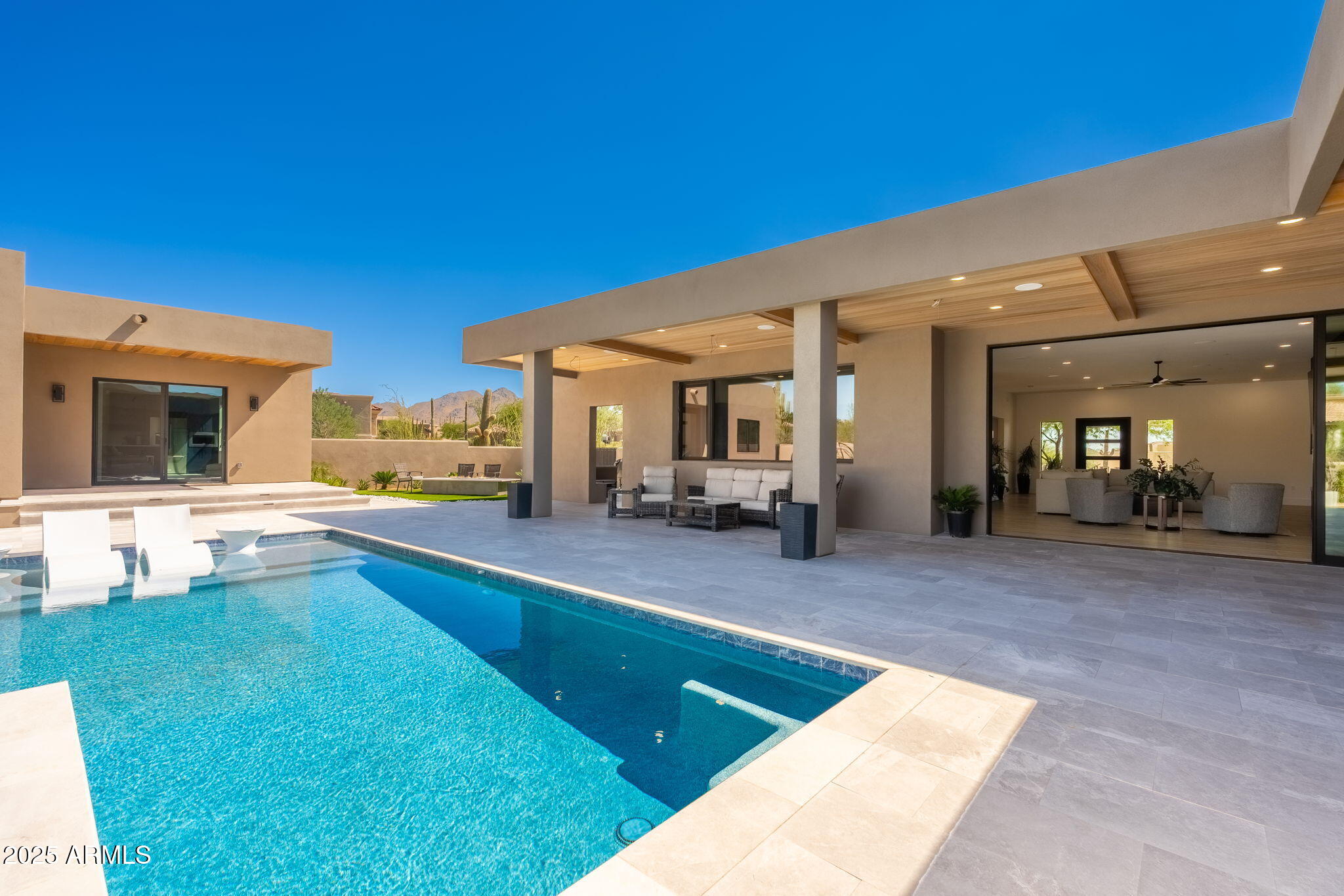 EAGLES GLEN - Residential