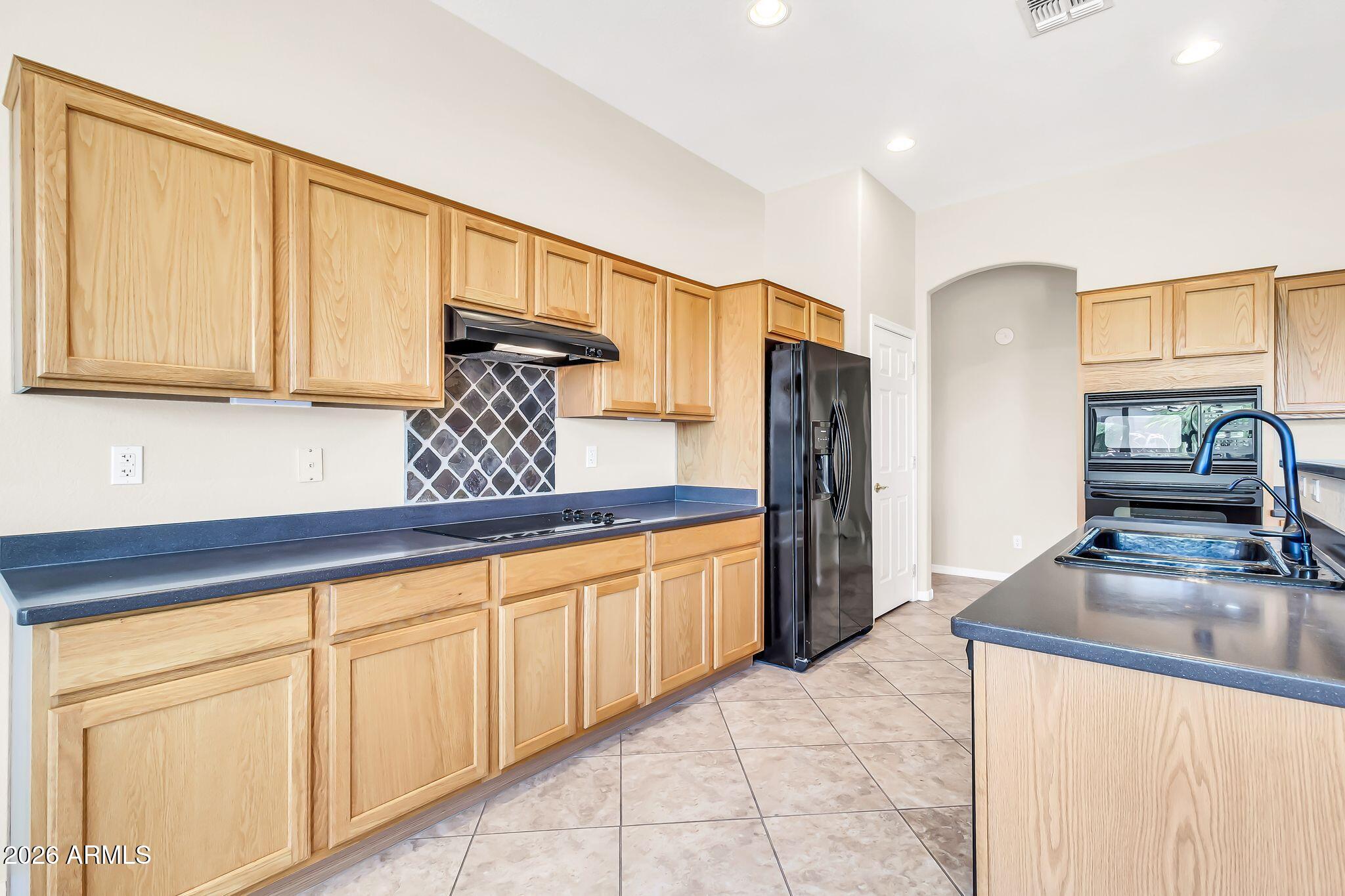 SPRINGFIELD LAKES BLOCK 4 - Residential