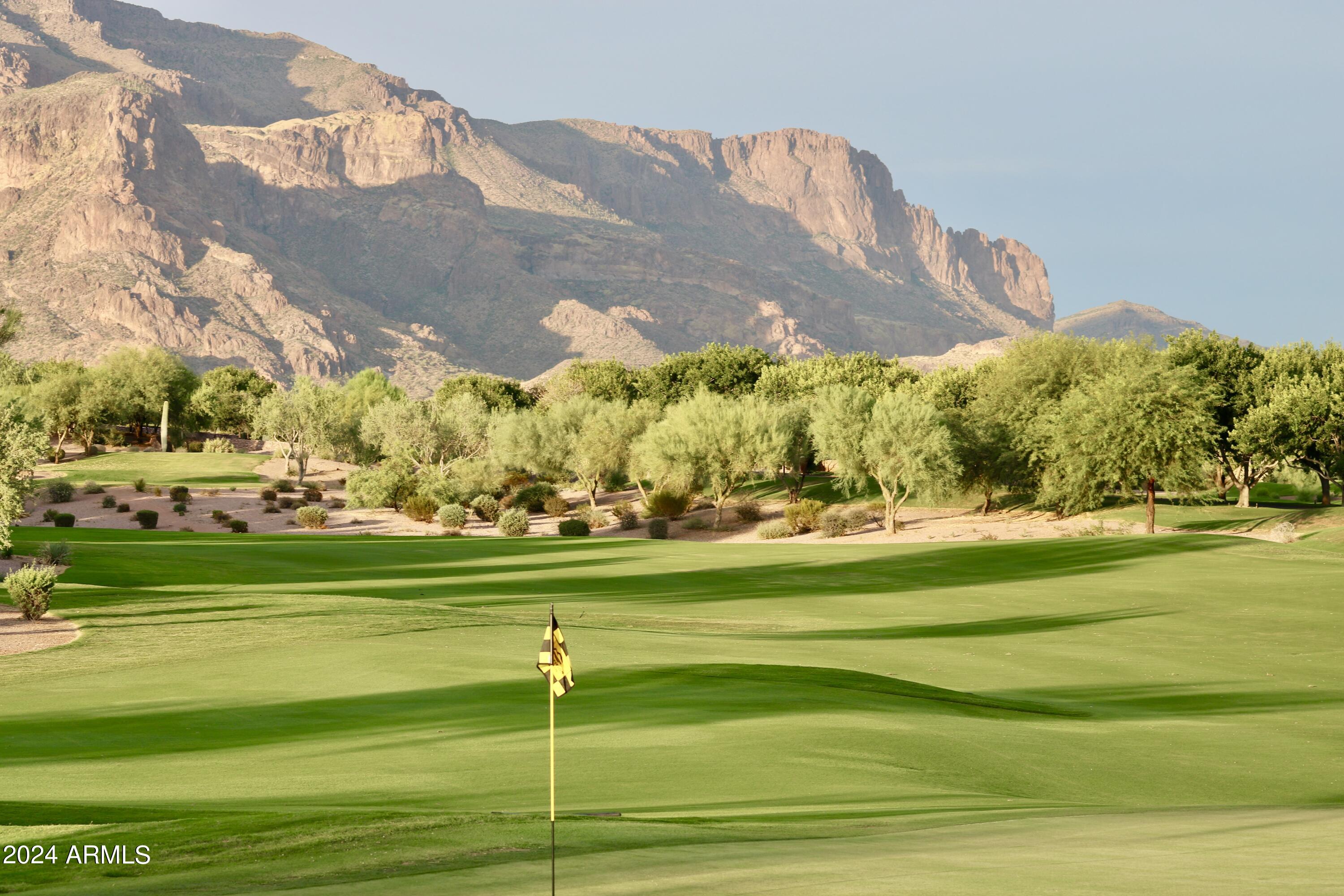 Superstition Mountain - Land