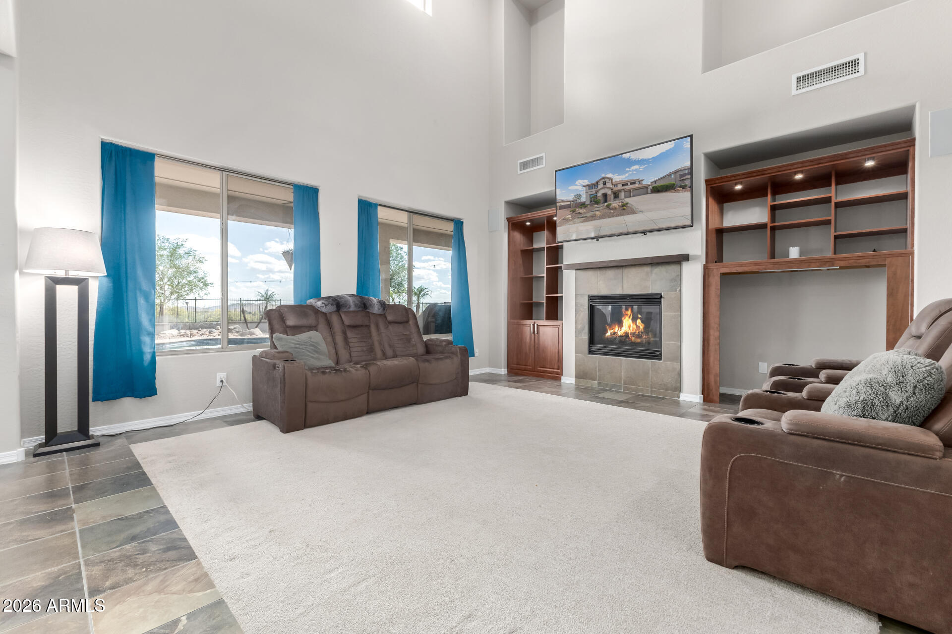 ANTHEM UNIT 81B - Residential