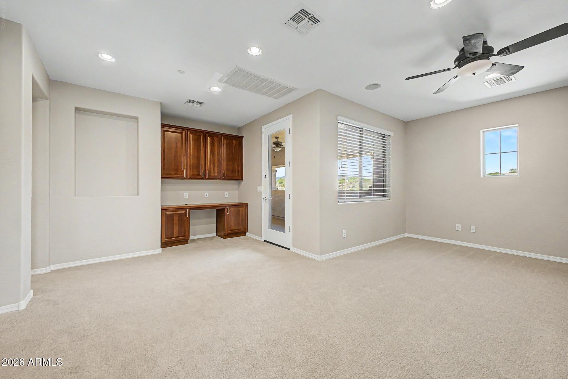 ANTHEM UNIT 81B - Residential