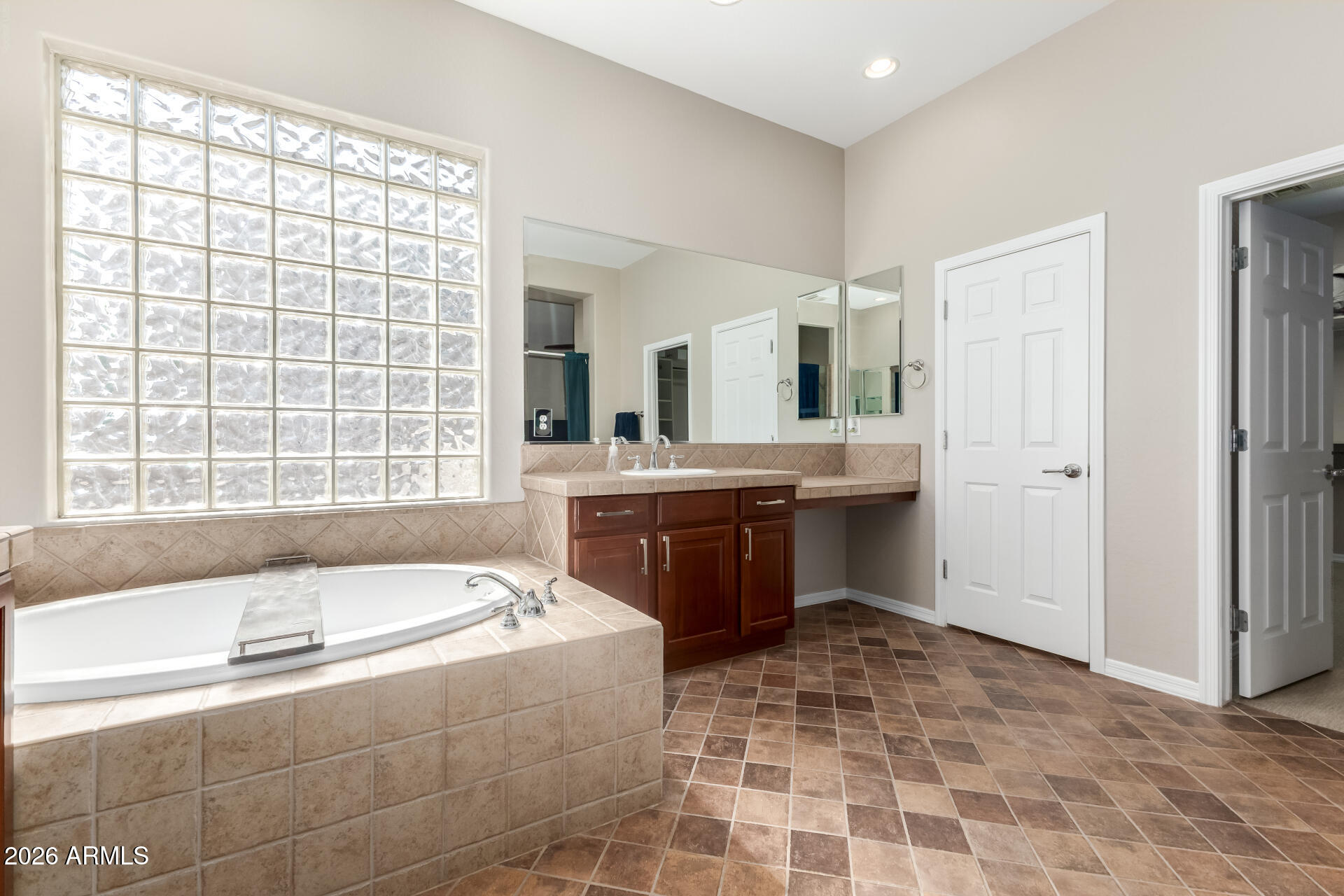 ANTHEM UNIT 81B - Residential