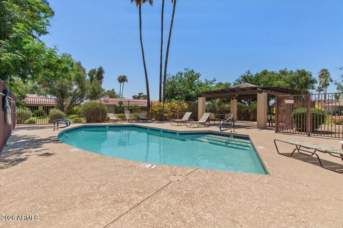 SANDPIPER SCOTTSDALE 4 - Residential
