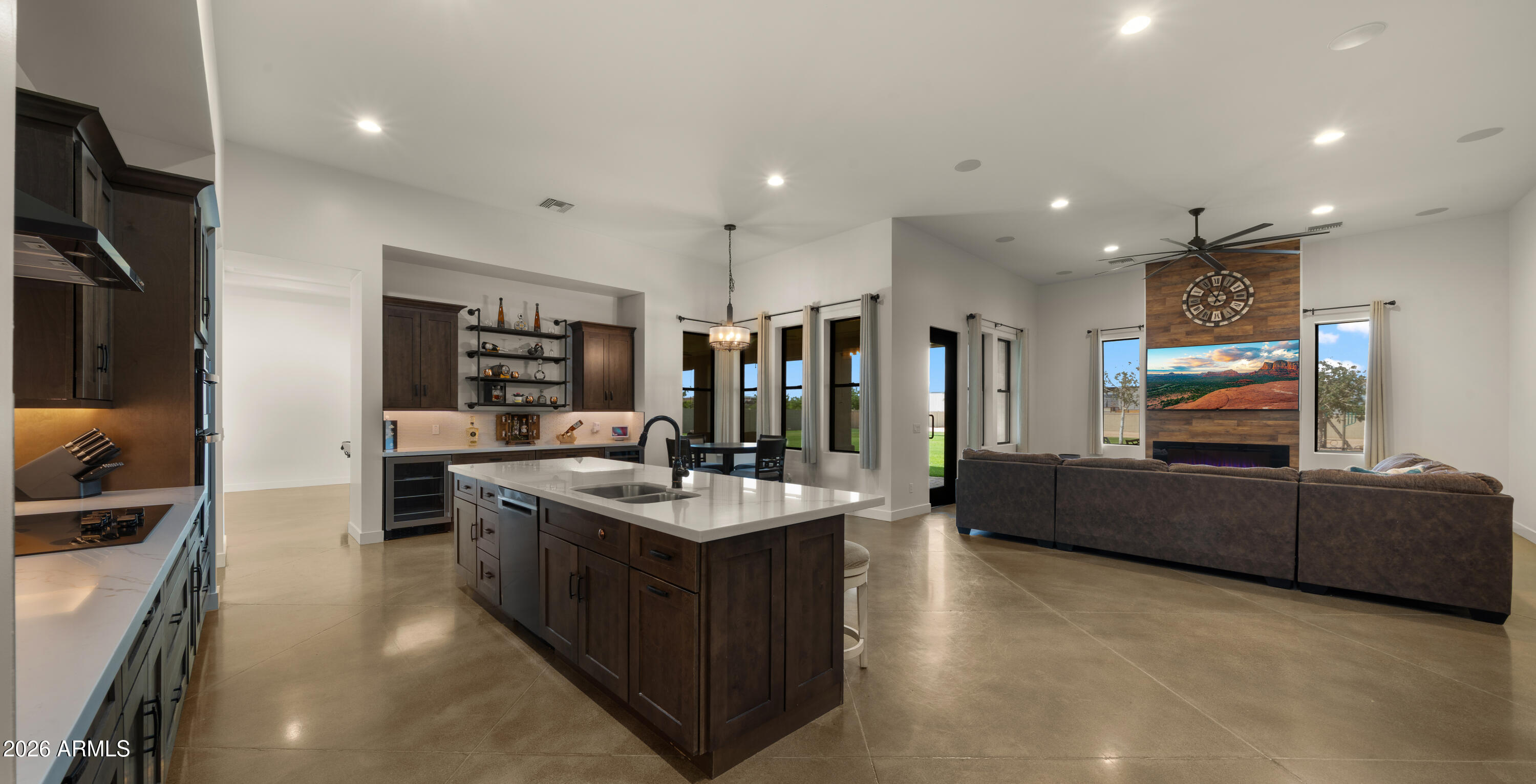 QUEEN CREEK EQUESTRIAN ESTATES - Residential