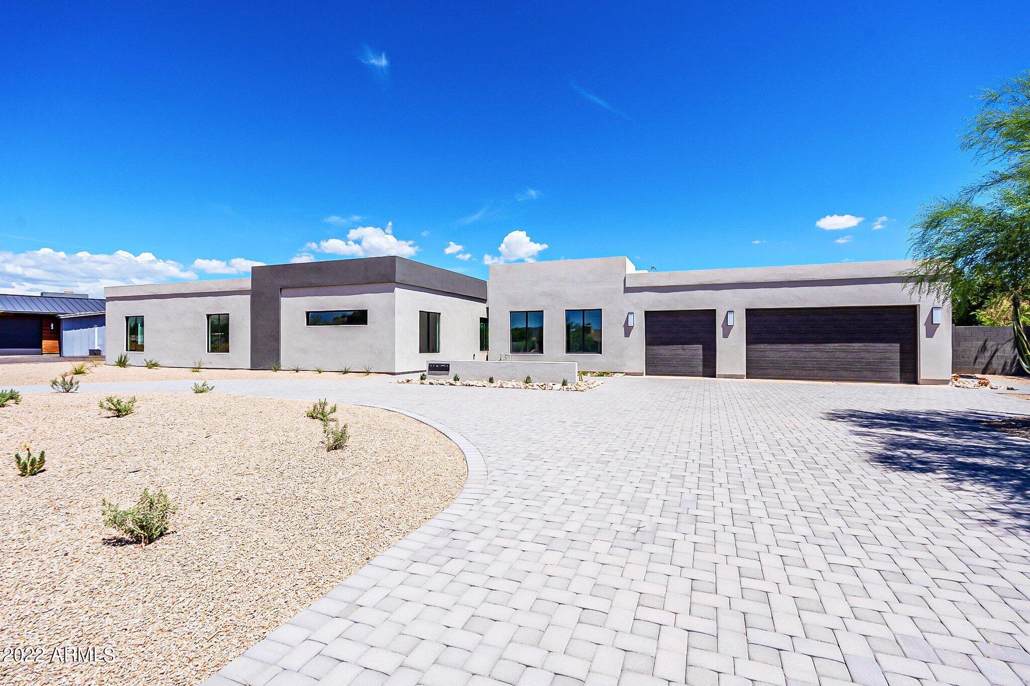 DESERT ESTATES 11 - Residential