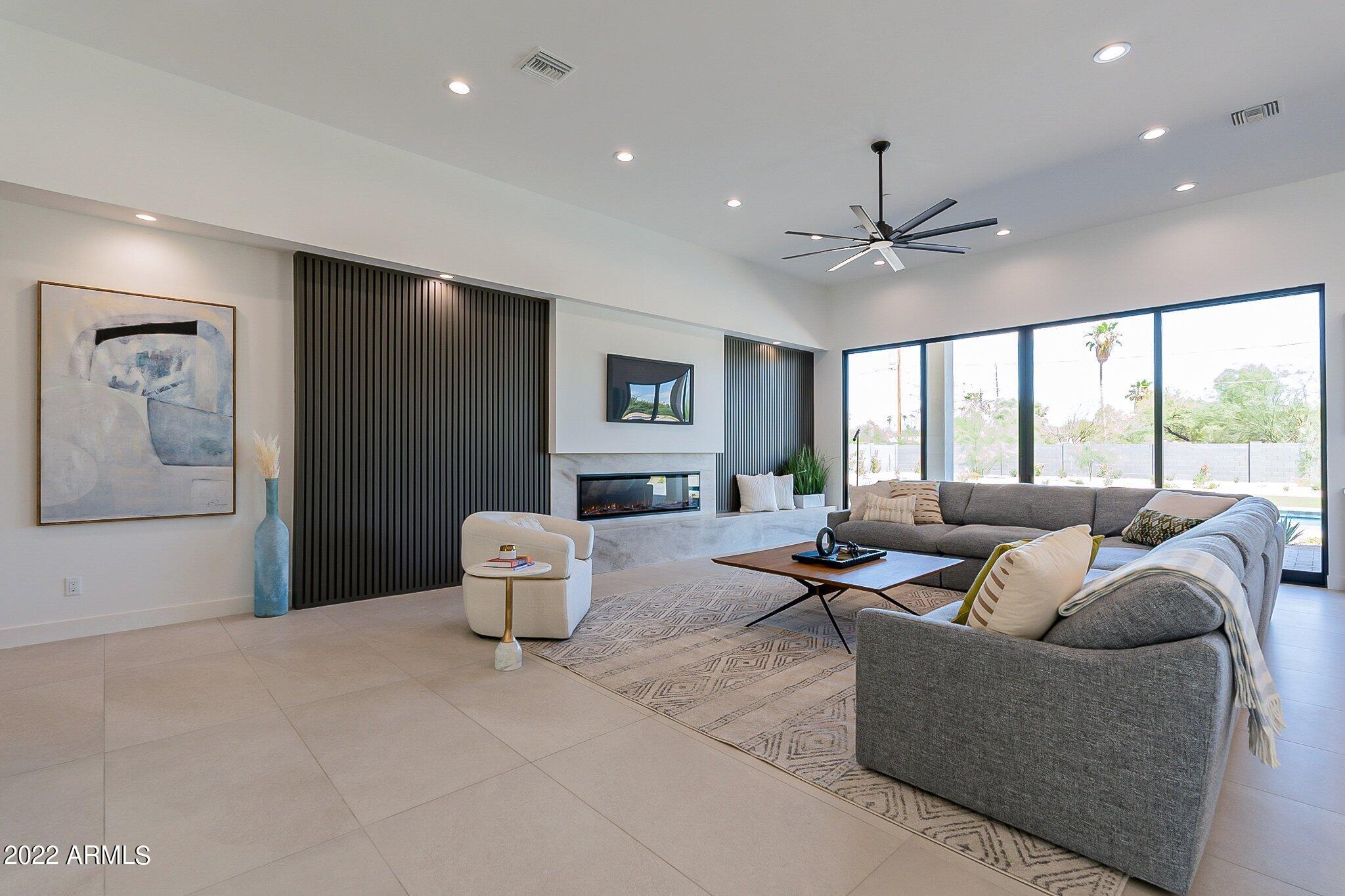 DESERT ESTATES 11 - Residential