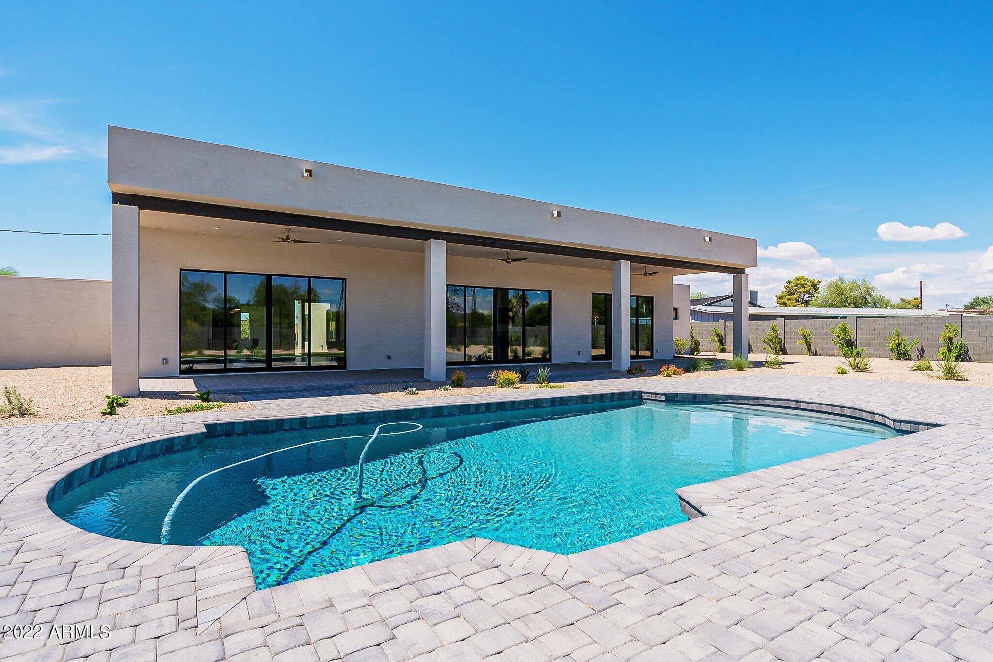 DESERT ESTATES 11 - Residential