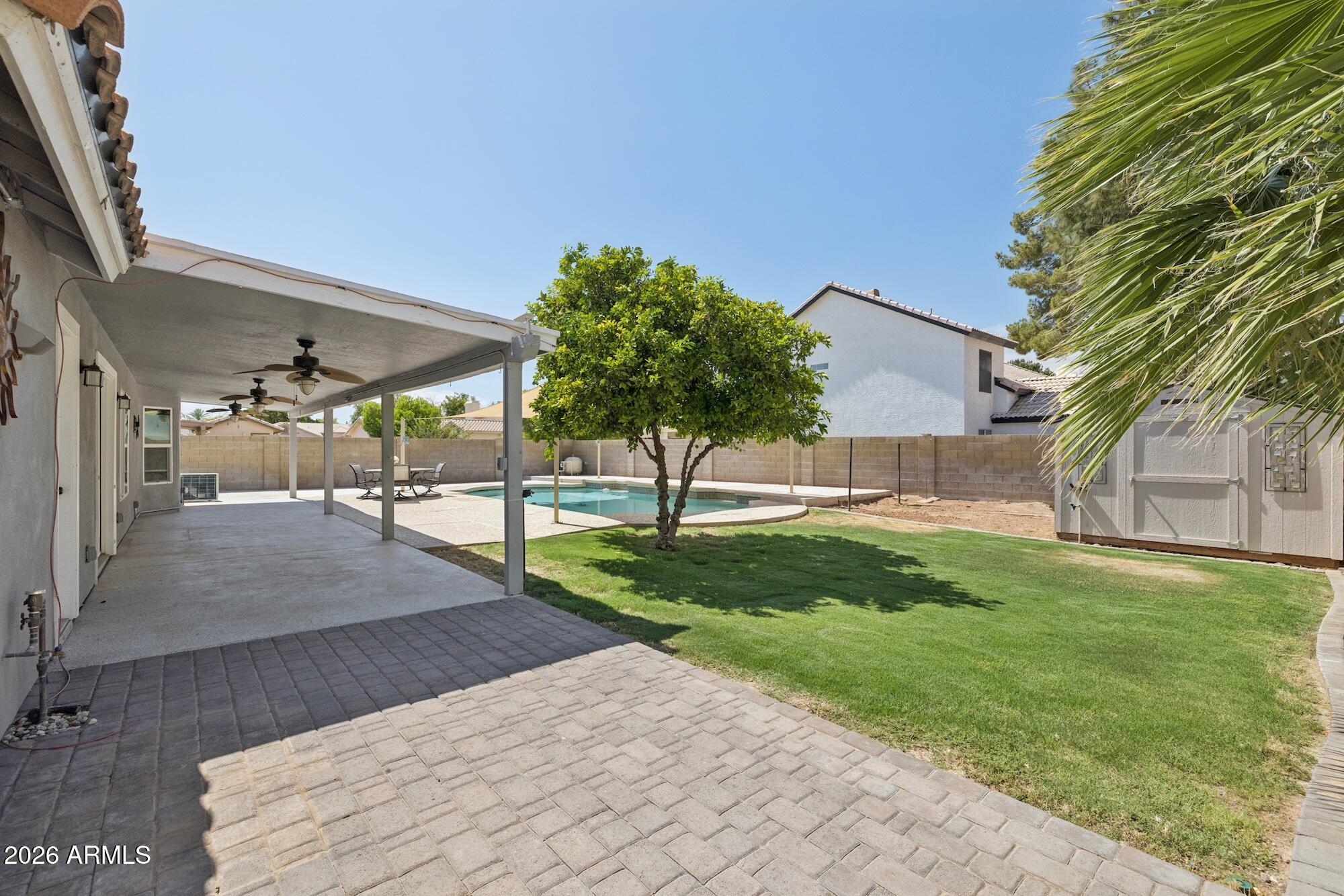 ESTATE LA COLINA UNIT 4 - Residential