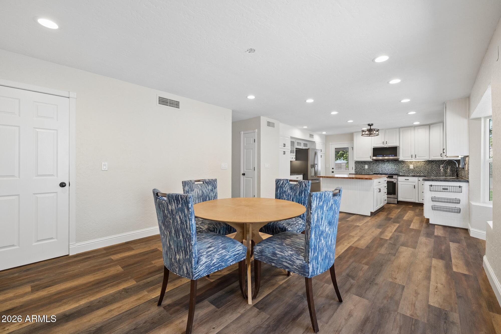 ESTATE LA COLINA UNIT 4 - Residential