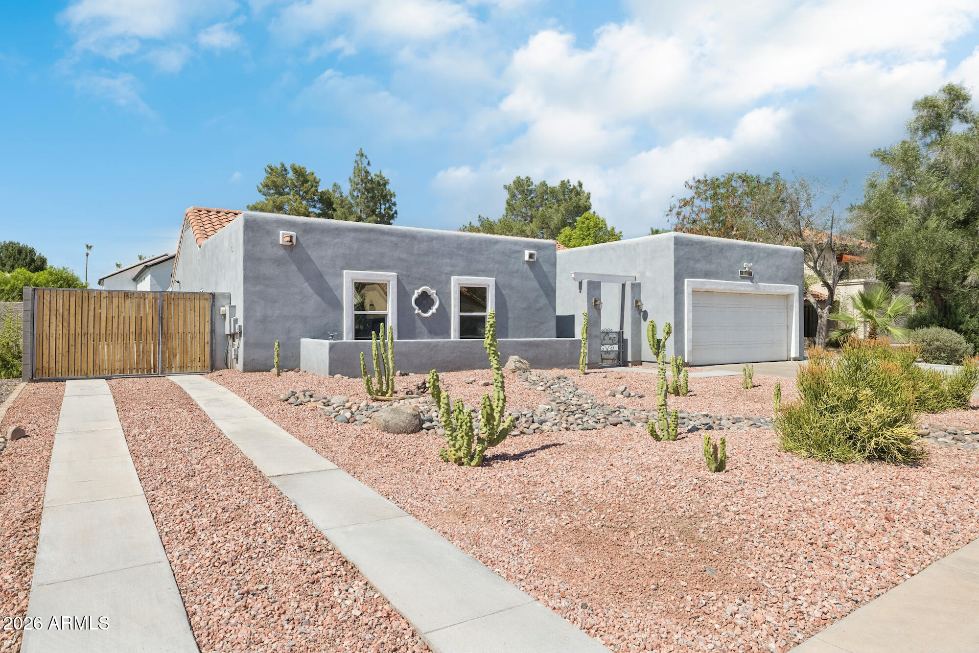 ESTATE LA COLINA UNIT 4 - Residential