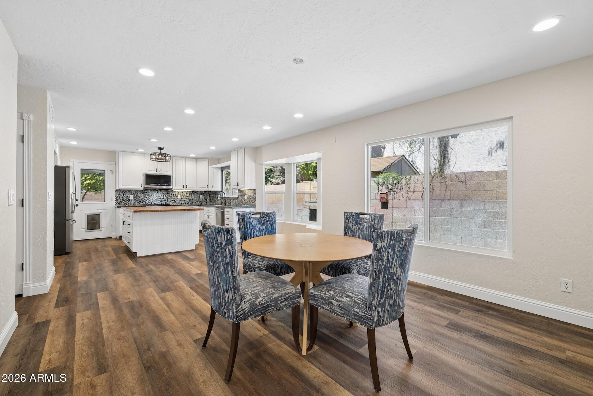 ESTATE LA COLINA UNIT 4 - Residential