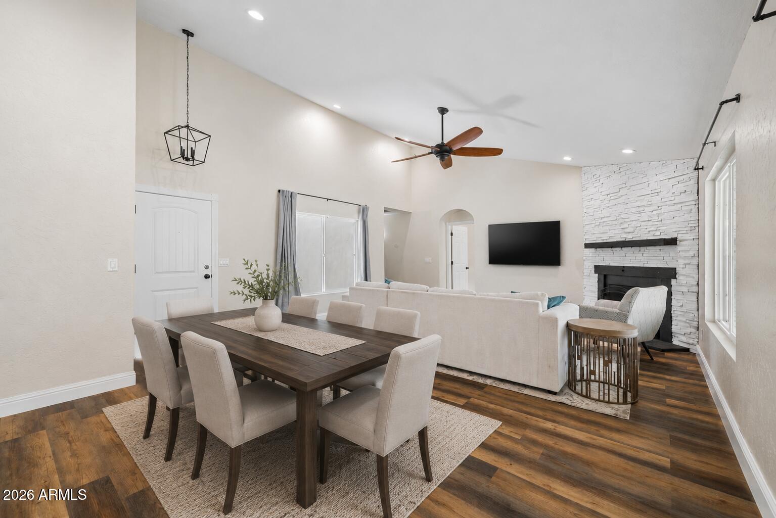 ESTATE LA COLINA UNIT 4 - Residential