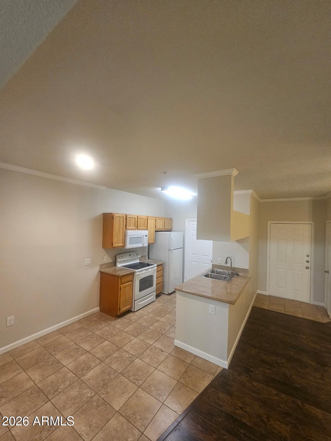 RED ROX CONDOMINIUM - Residential Lease