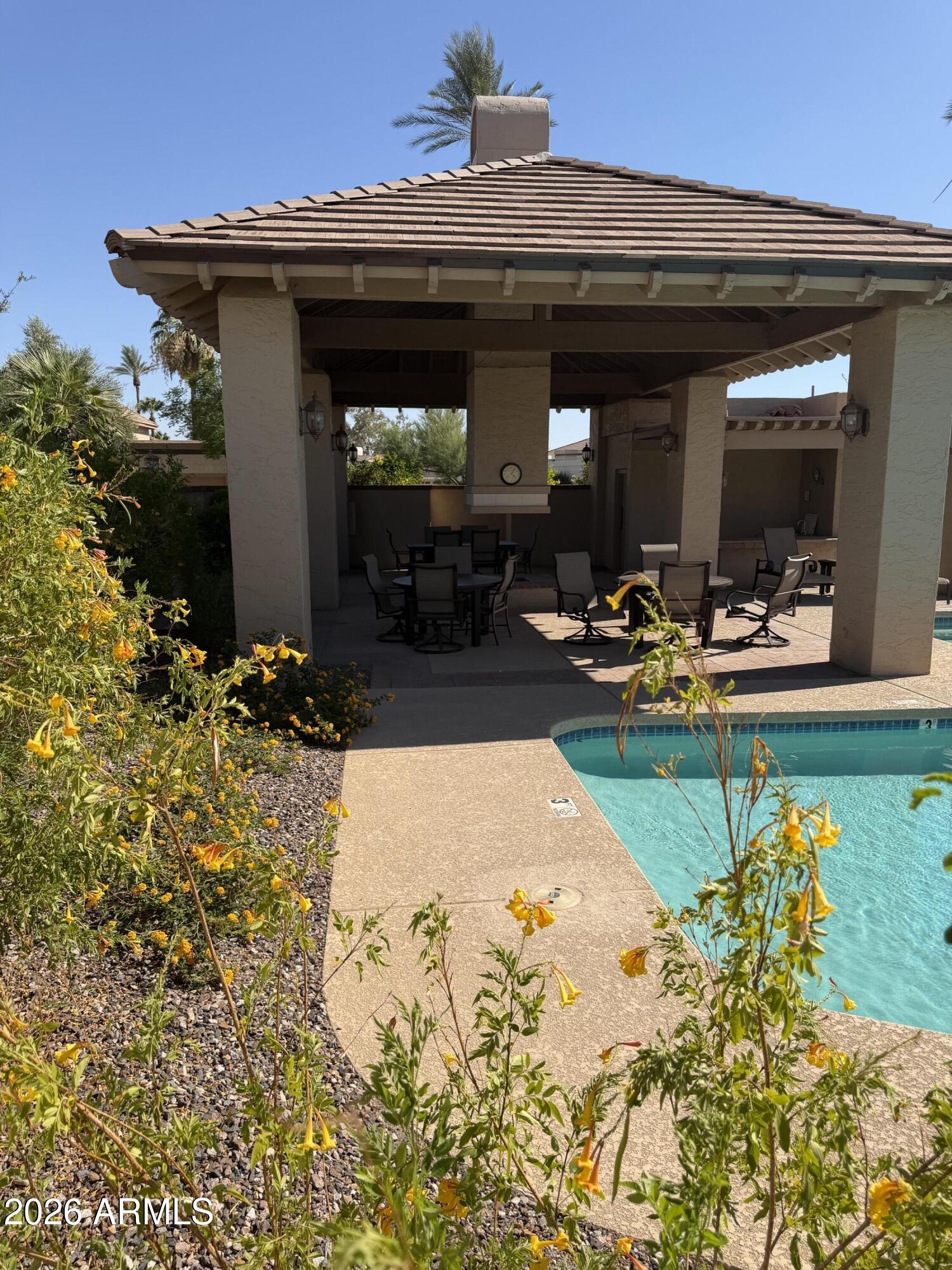 CAMELDALE 2 - Residential