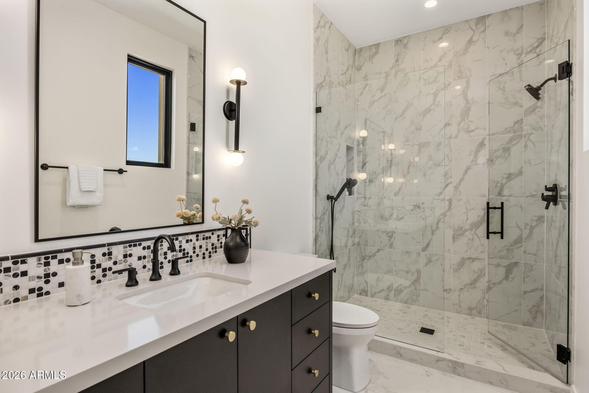 WHISPER ROCK UNIT 1 - Residential