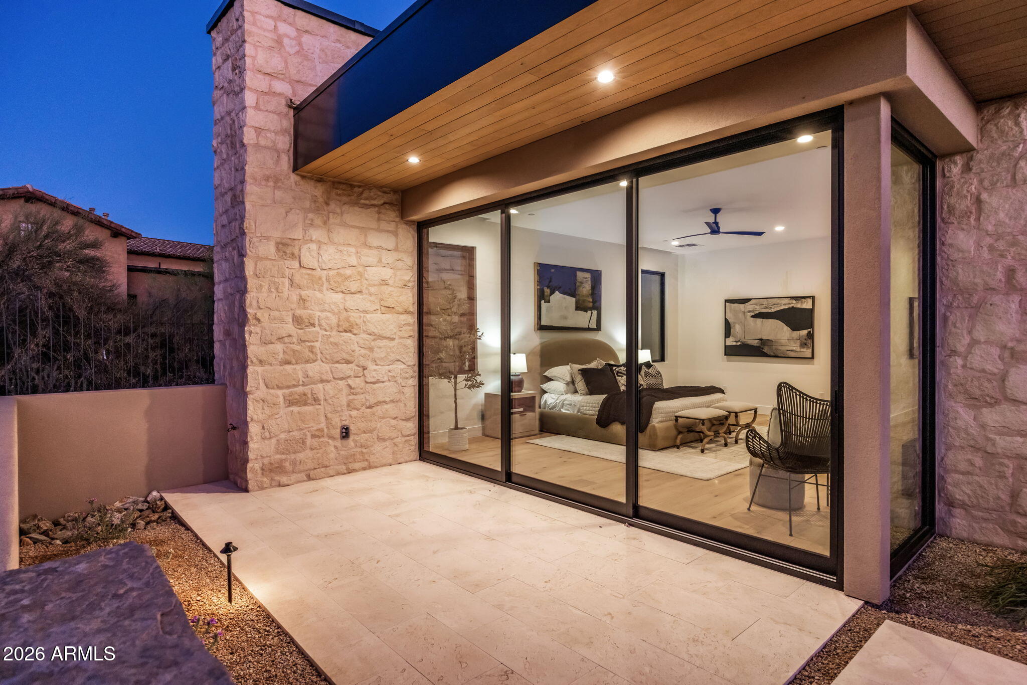 WHISPER ROCK UNIT 1 - Residential