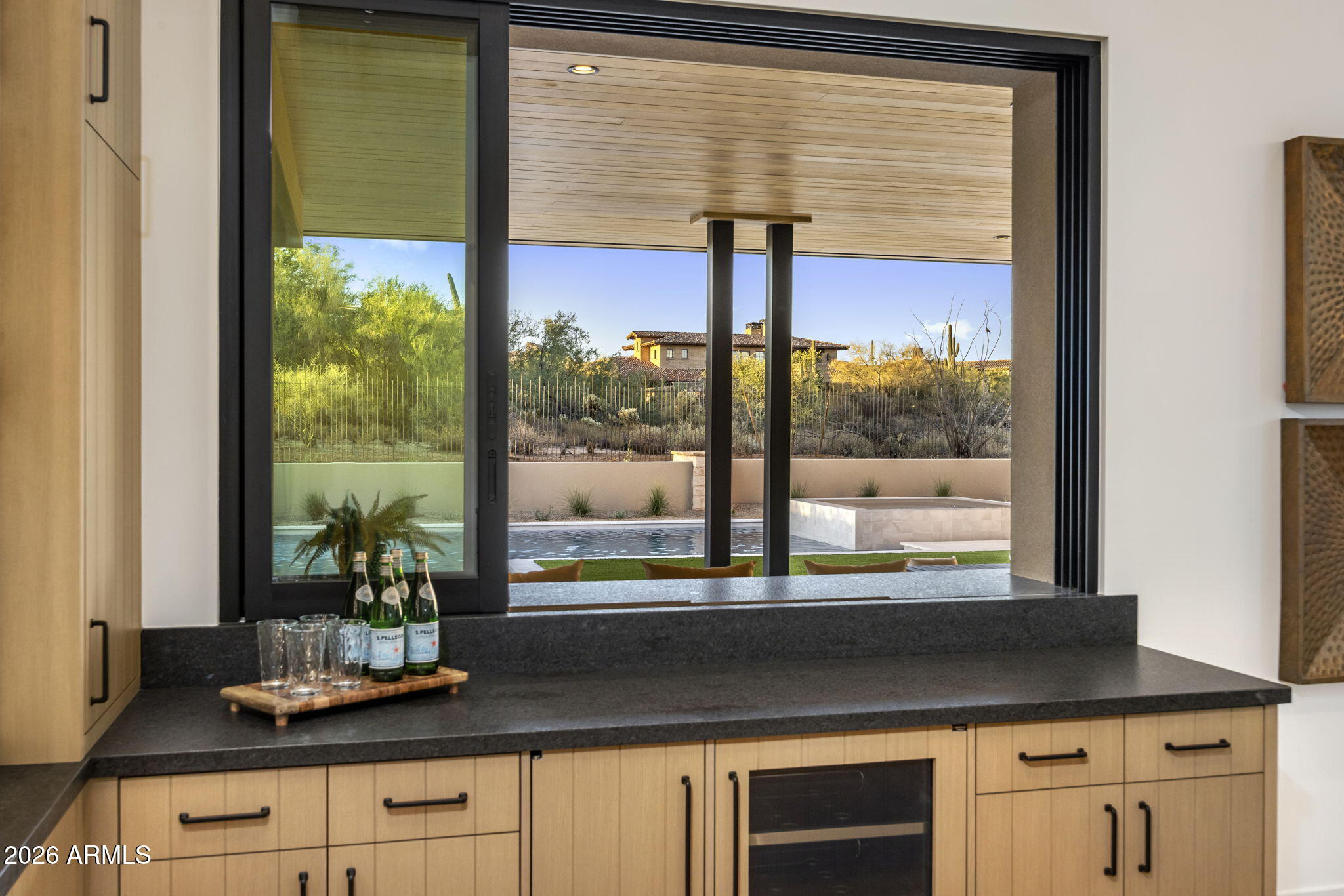 WHISPER ROCK UNIT 1 - Residential