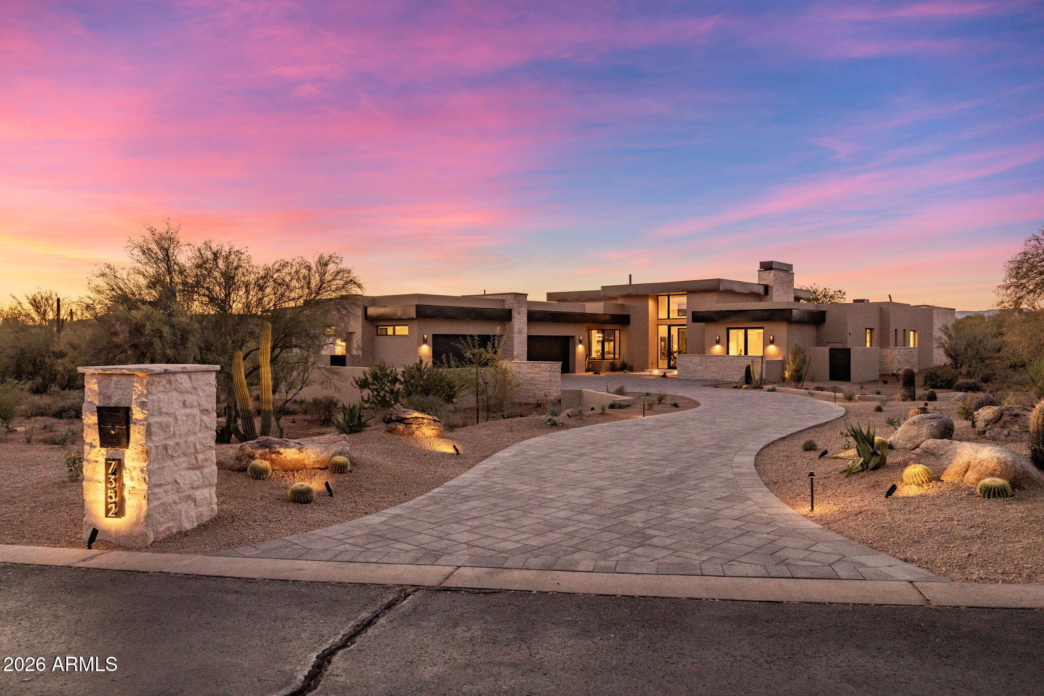 WHISPER ROCK UNIT 1 - Residential