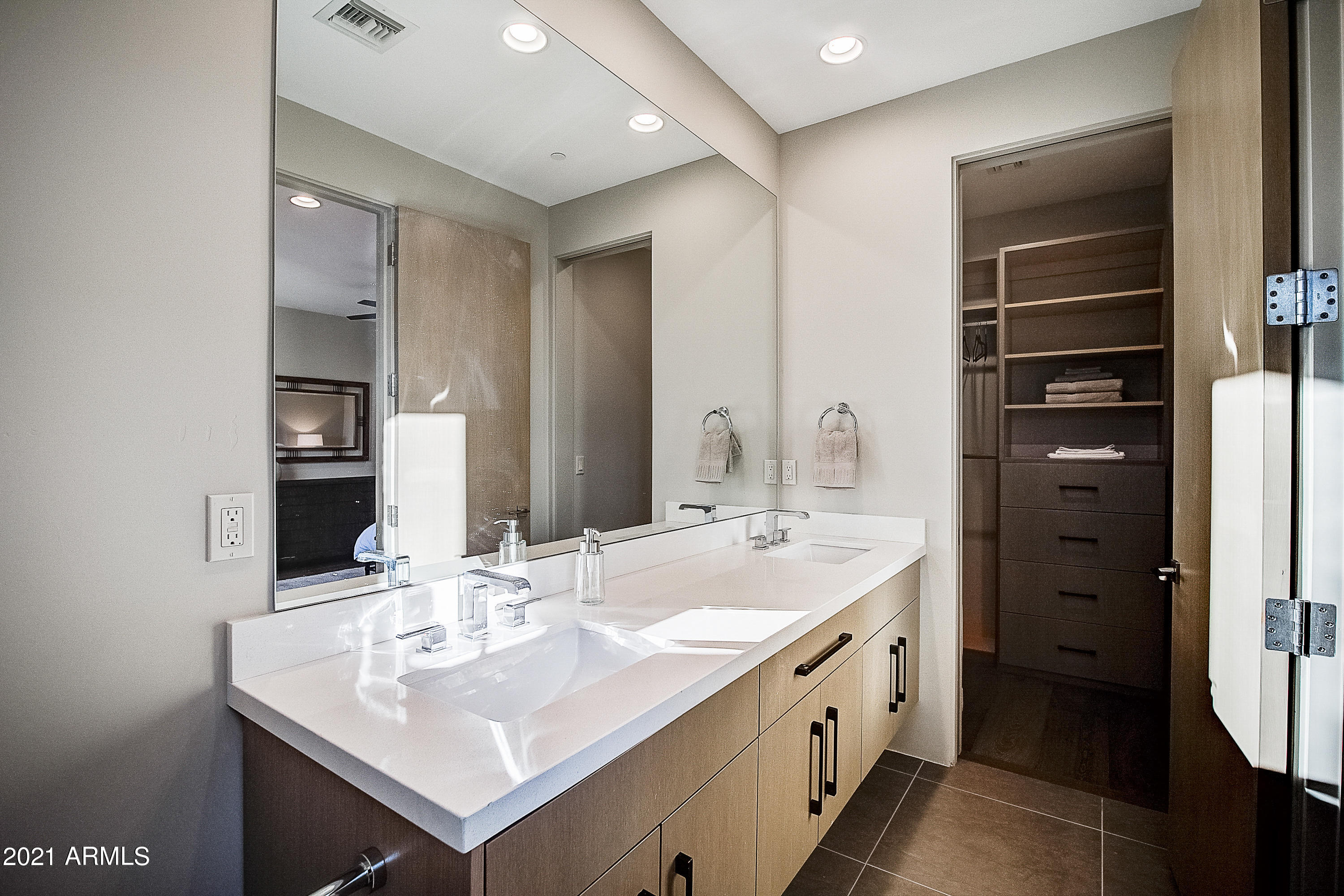 DESERT MOUNTAIN PHASE 2 UNIT 7 LT 1-42 44-76 A-E - Residential