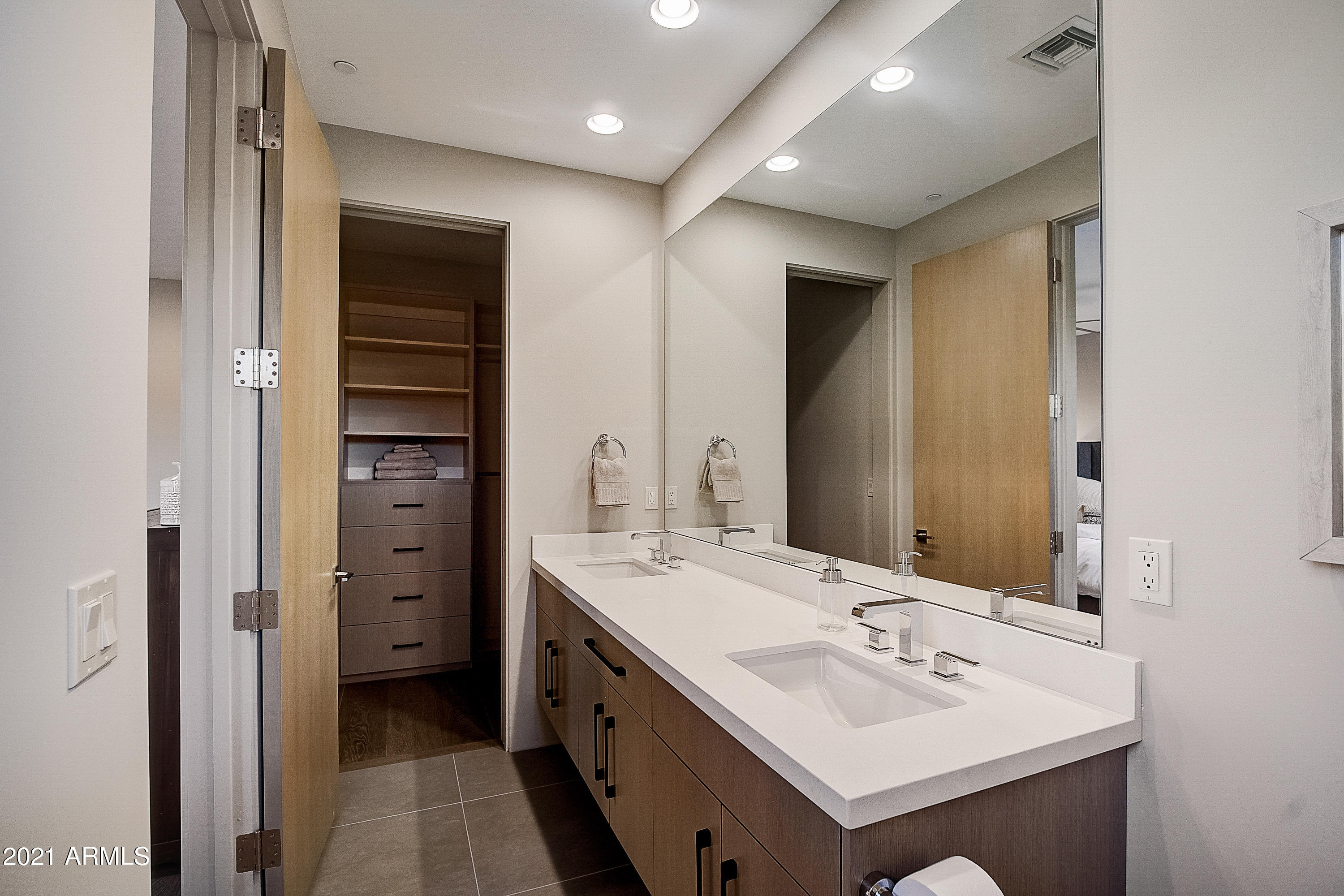 DESERT MOUNTAIN PHASE 2 UNIT 7 LT 1-42 44-76 A-E - Residential
