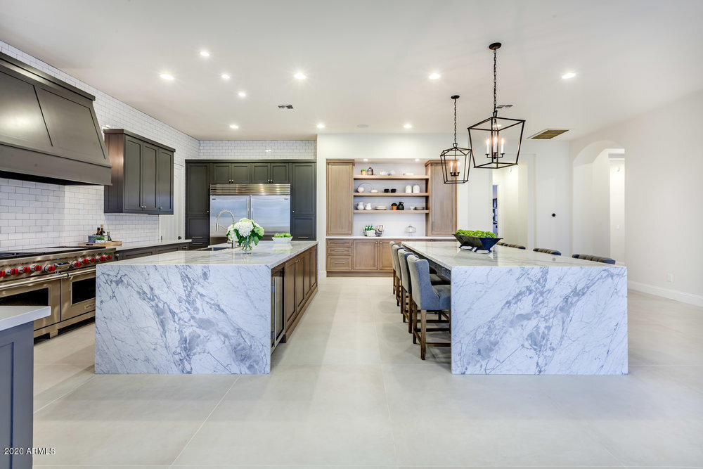TURQUOISE HILLS - Residential