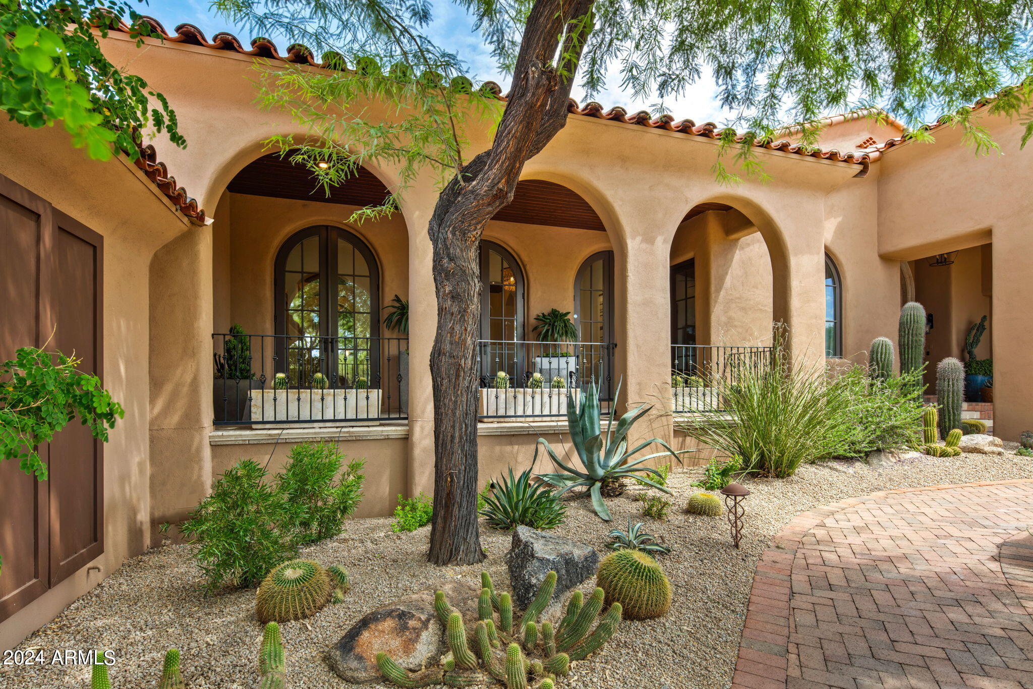 DESERT MOUNTAIN - Residential