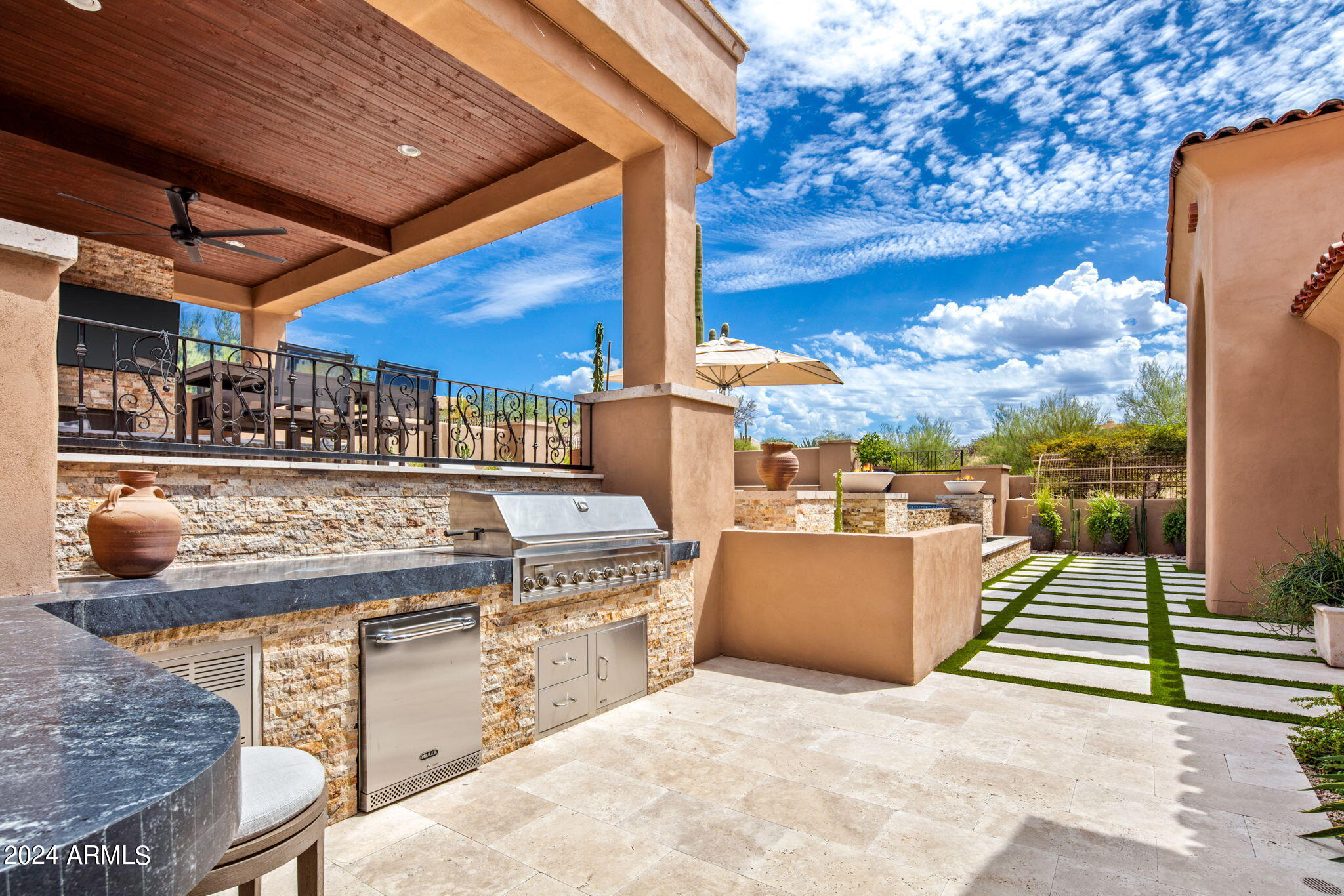 DESERT MOUNTAIN - Residential