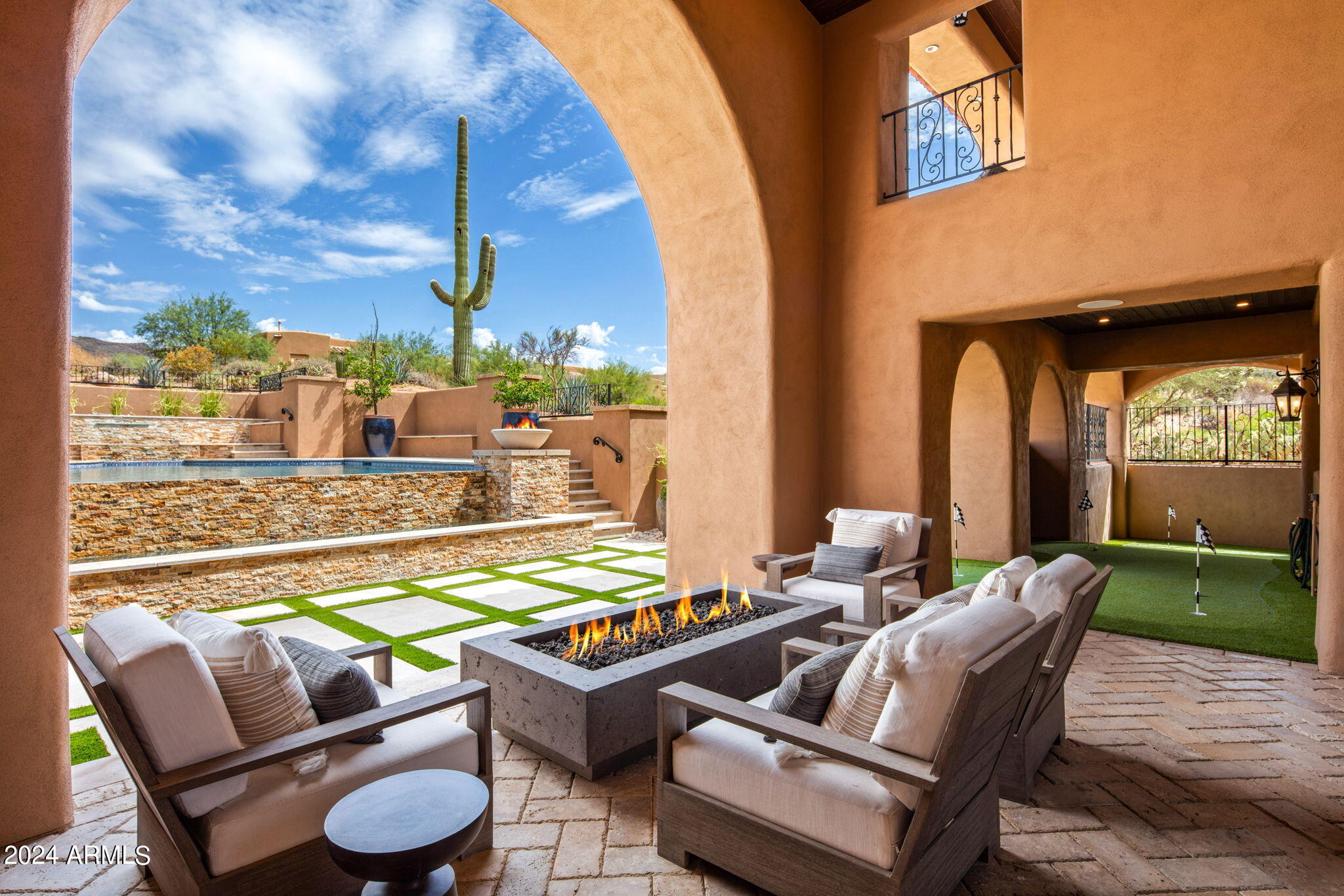 DESERT MOUNTAIN - Residential