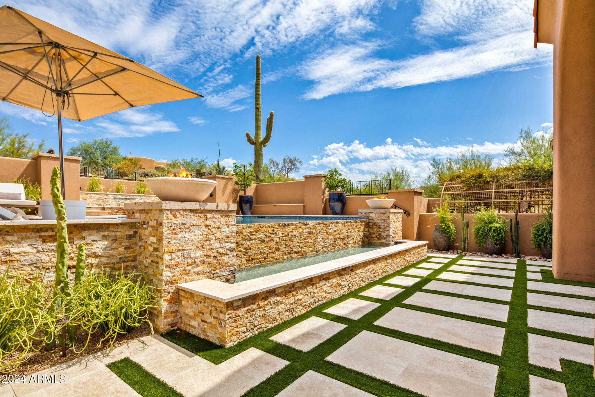 DESERT MOUNTAIN - Residential