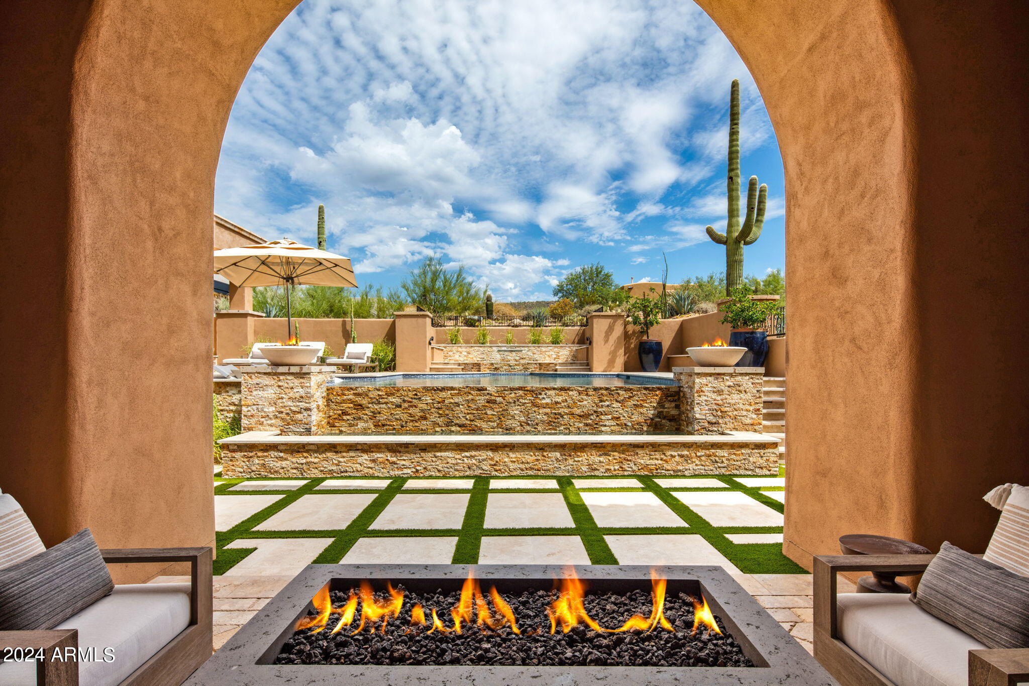 DESERT MOUNTAIN - Residential