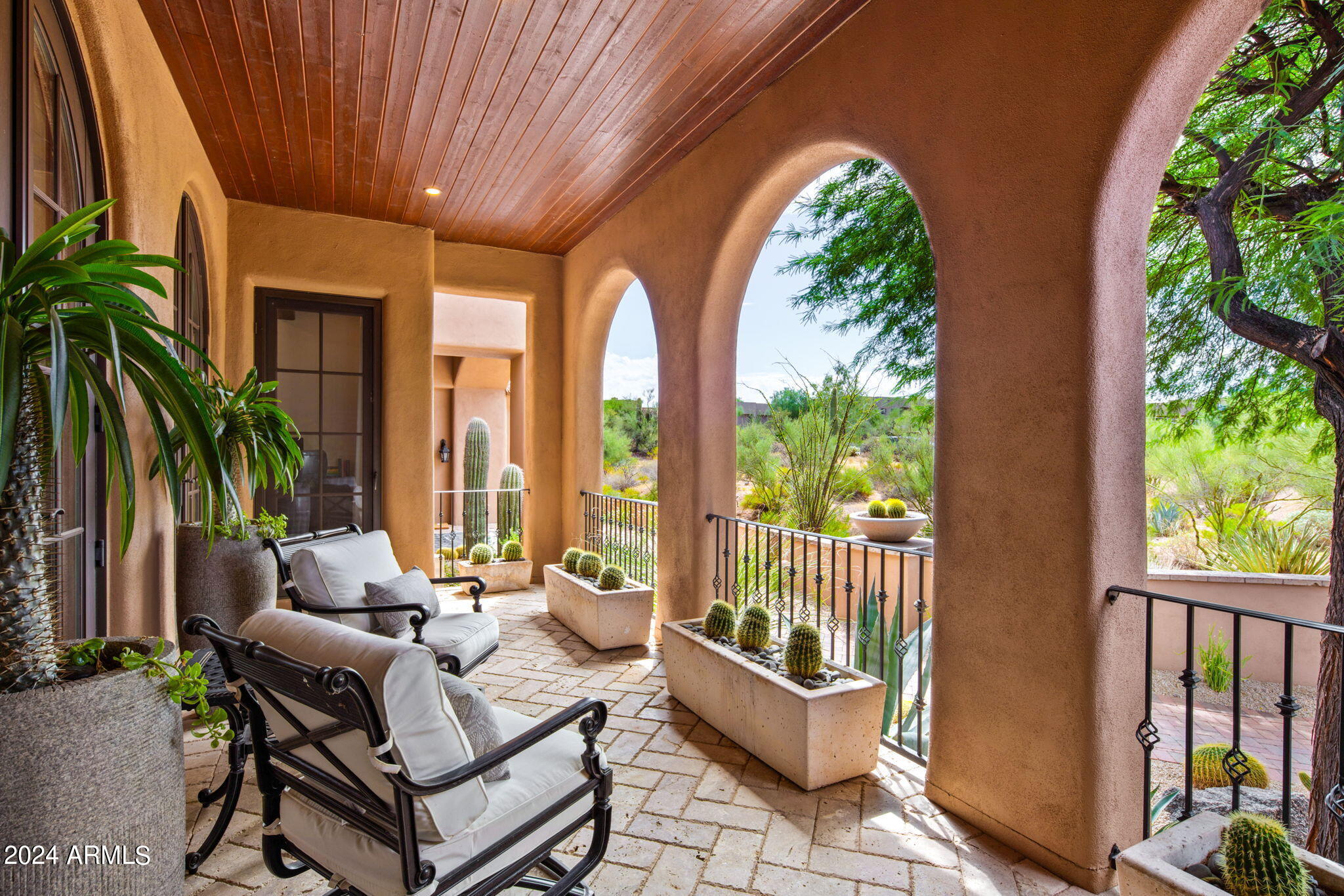 DESERT MOUNTAIN - Residential