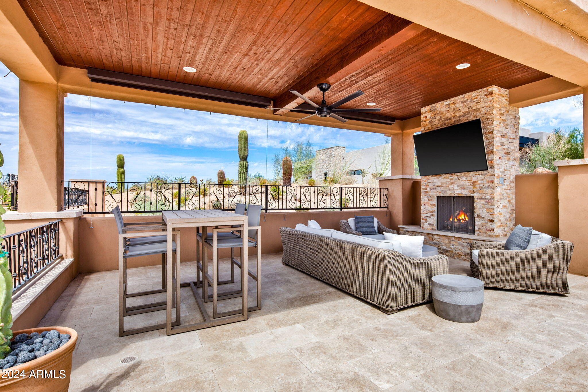 DESERT MOUNTAIN - Residential