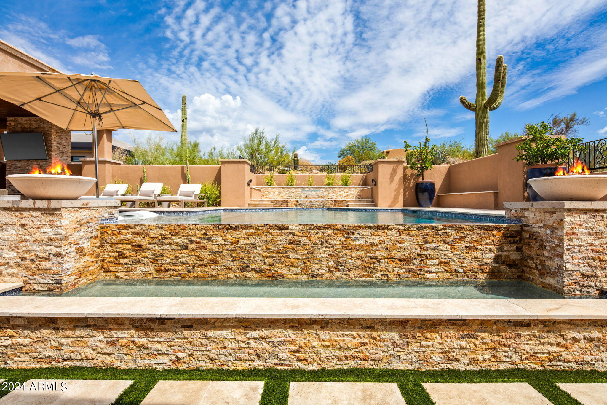 DESERT MOUNTAIN - Residential