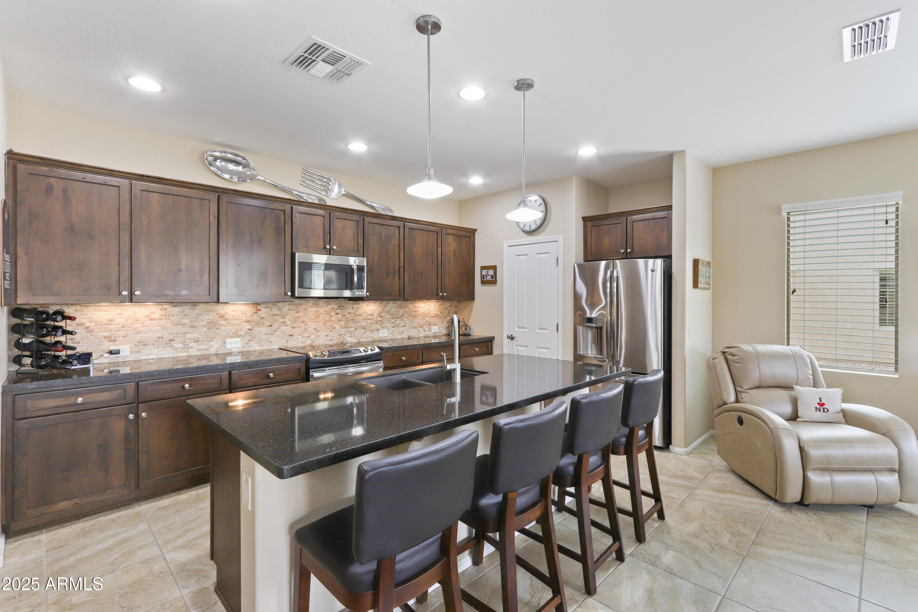 ROBSON RANCH - Residential